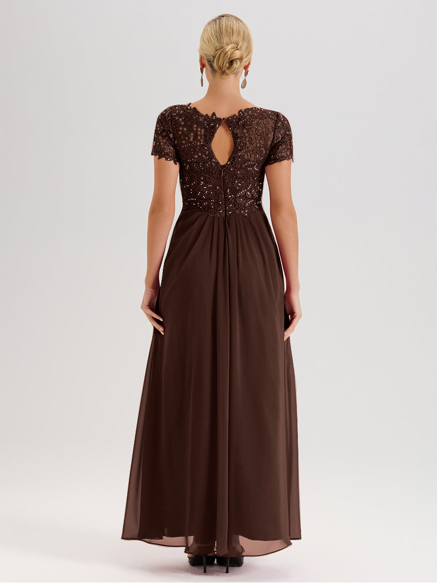 Cicinia Tenue Mère De La Mariée Très Chic En Chocolat Dentelle Et Mousseline Avec Mancherons Col V Fluide Trapèze