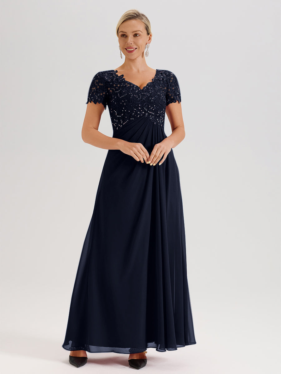 Cicinia Tenue Mère De La Mariée Très Chic Bleu Marine Dentelle Et Mousseline Avec Mancherons Col V Fluide Trapèze