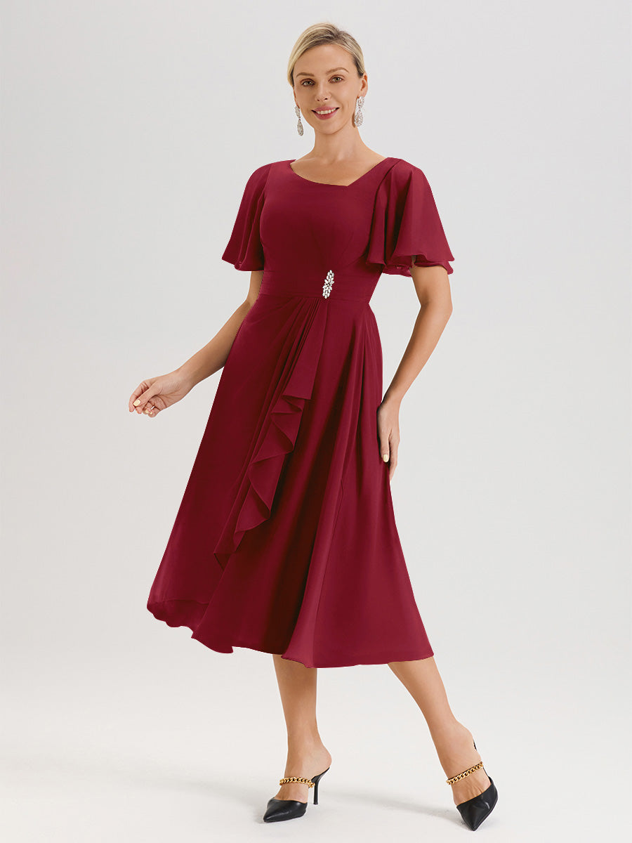 Cicinia Robe Mère De La Mariée Bordeaux En Mousseline Avec Encolure Irrégulière Manches Courtes Longueur Mi-Mollet