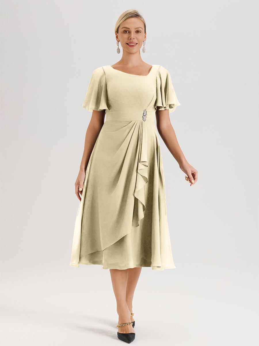 Cicinia Robe Mère De La Mariée Couleur Champagne En Mousseline Avec Encolure Irrégulière Manches Courtes Longueur Mi-Mollet