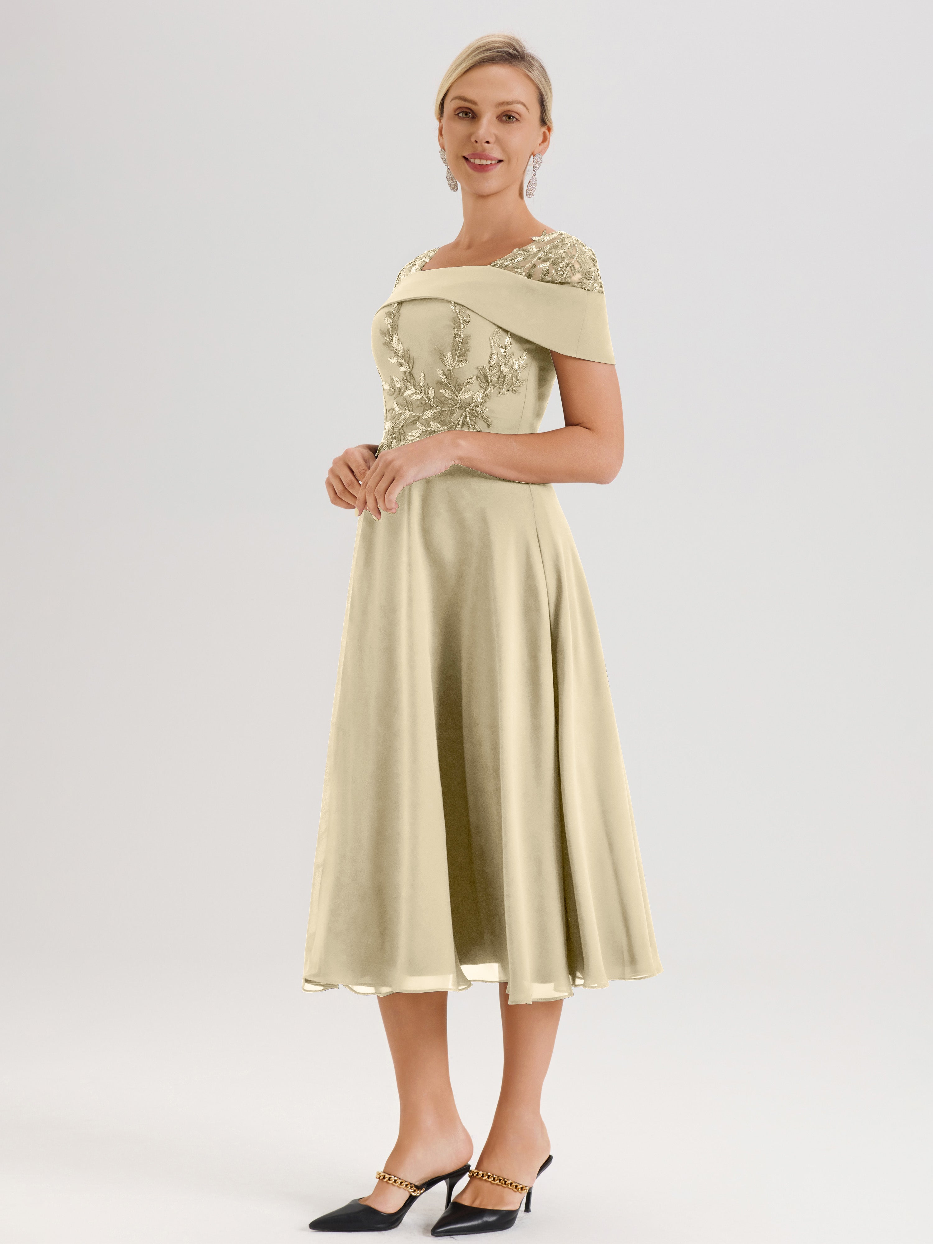 Cicinia Robe Trapèze Pour Mère De La Mariée Couleur Champagne En Mousseline Et Dentelle Col Carré Manches Courtes Longueur Mi-Mollet
