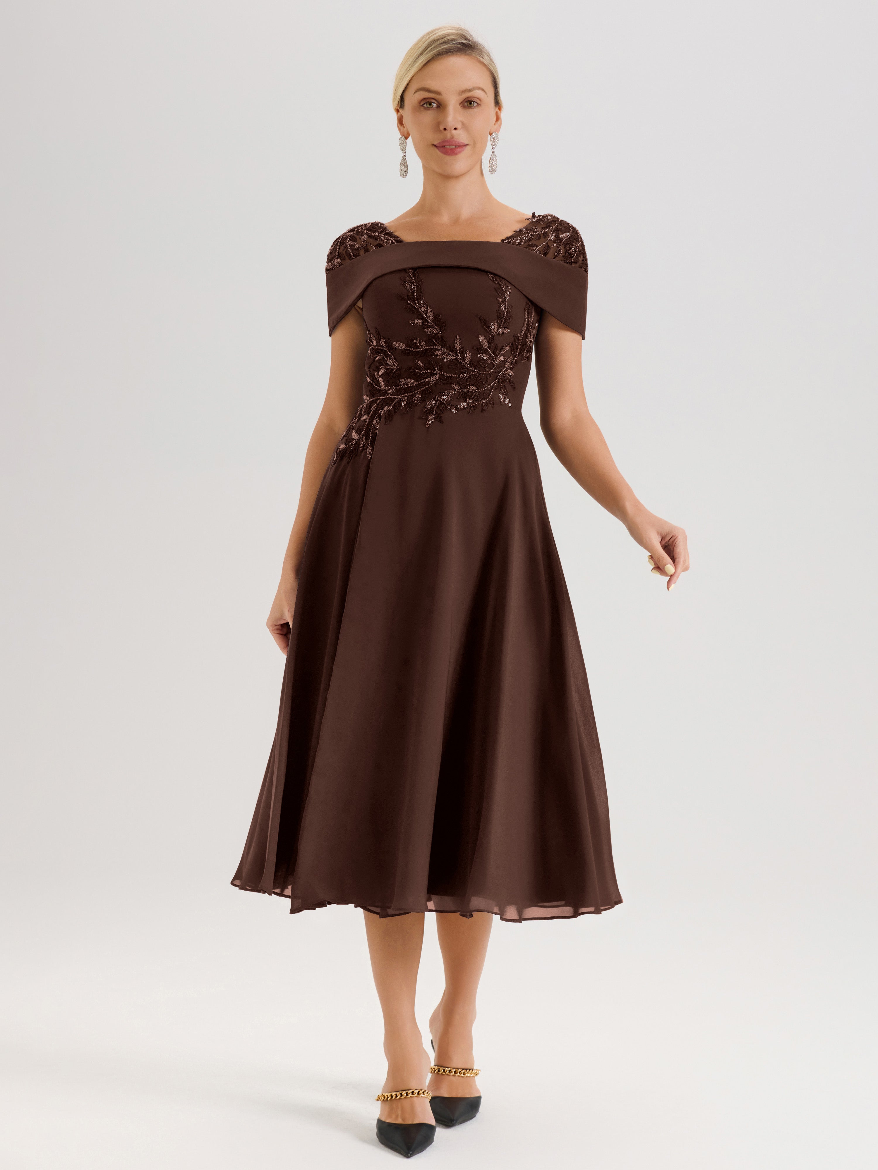 Cicinia Robe Trapèze Pour Mère De La Mariée Chocolate En Mousseline Et Dentelle Col Carré Manches Courtes Longueur Mi-Mollet