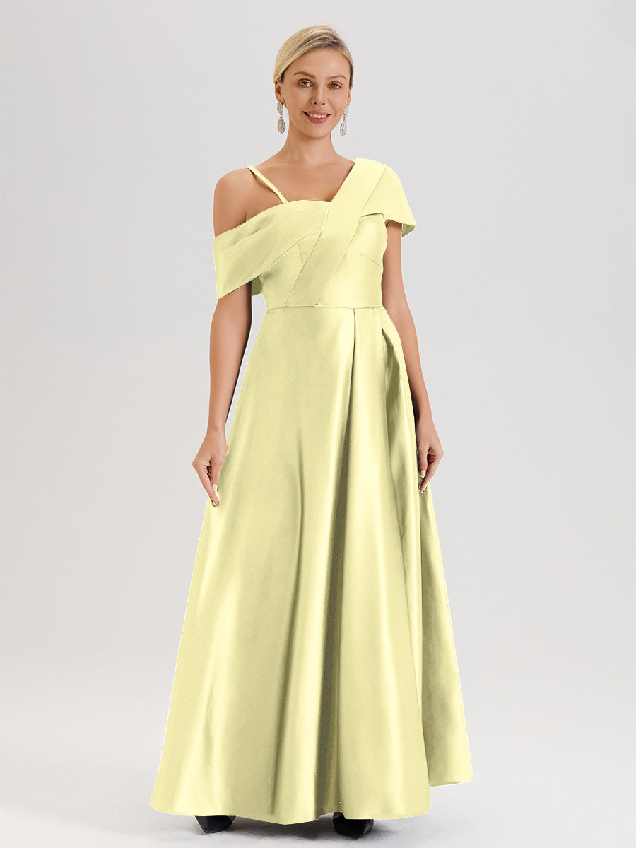 Cicinia Plum Robe Mère De La Mariée Longueur Au Sol Trapèze Une Épaule En Satin Avec Jupe Plissée Fendue