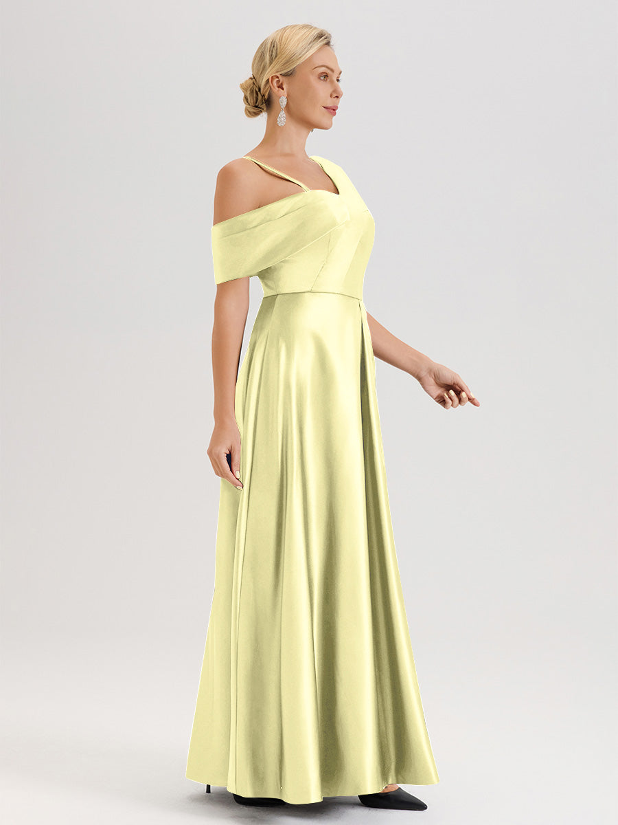 Cicinia Plum Robe Mère De La Mariée Longueur Au Sol Trapèze Une Épaule En Satin Avec Jupe Plissée Fendue