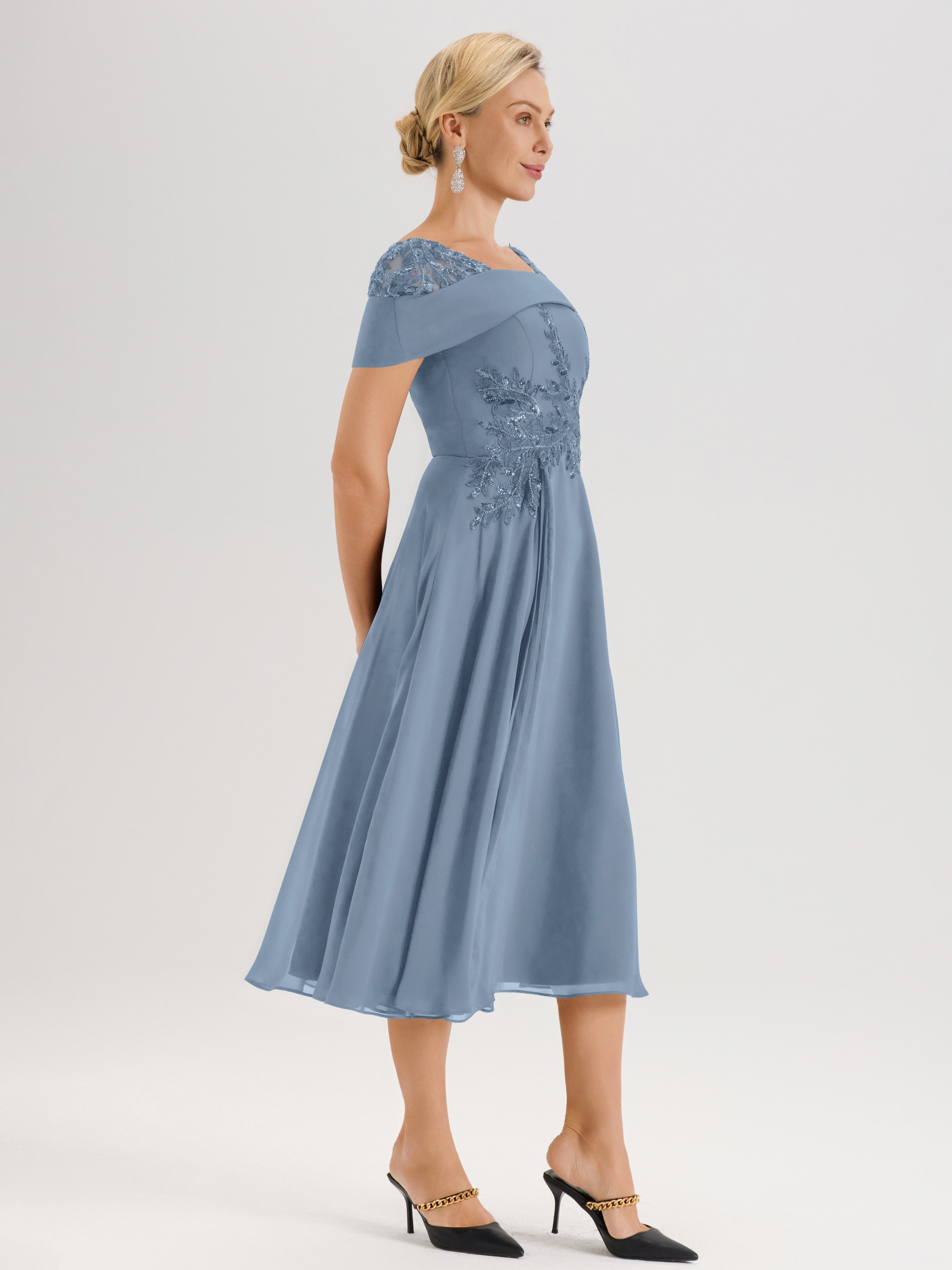 Cicinia Robe Trapèze Pour Mère De La Mariée Bleu De Schiste En Mousseline Et Dentelle Col Carré Manches Courtes Longueur Mi-Mollet
