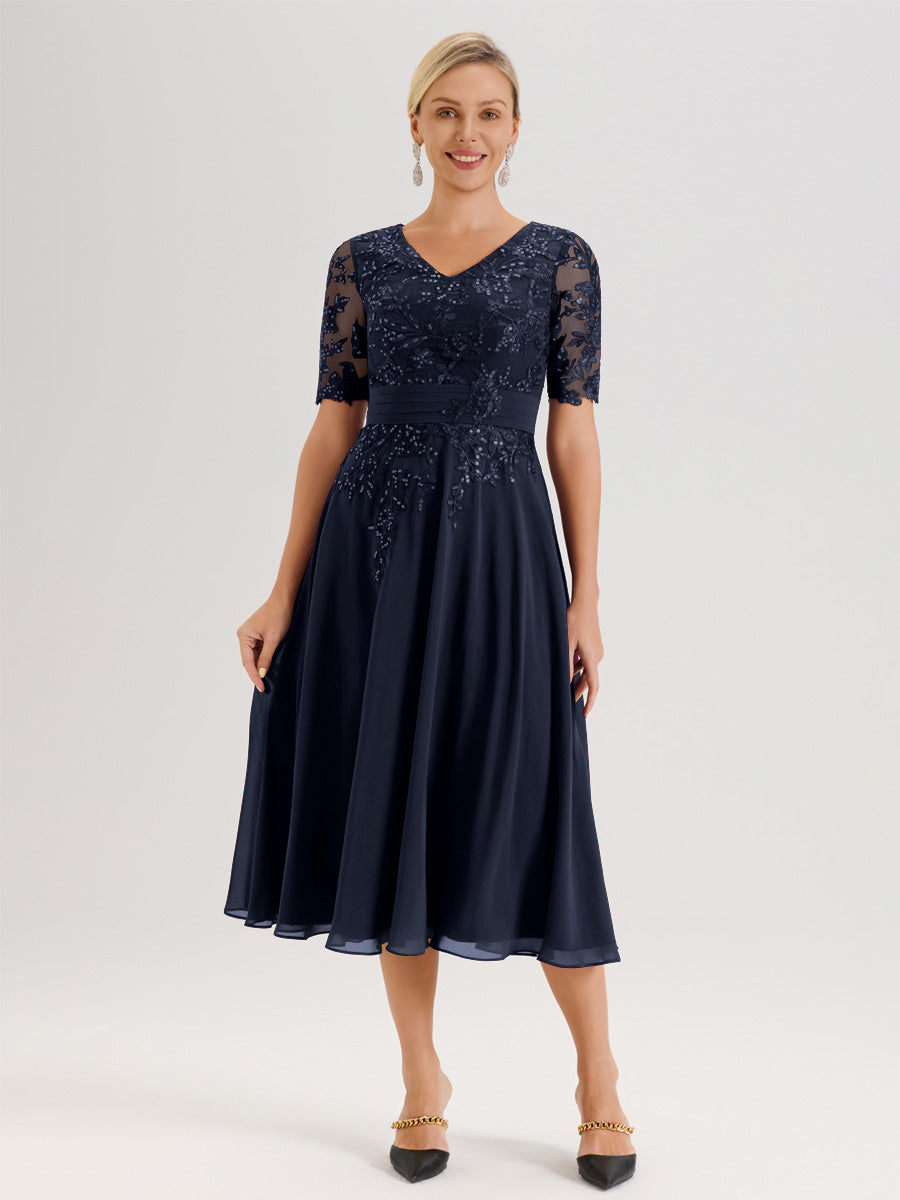 Cicinia Robe Mère De La Mariée Moderne Bleu Marine Décolleté En V Manches Courtes Longueur Mi-Mollet