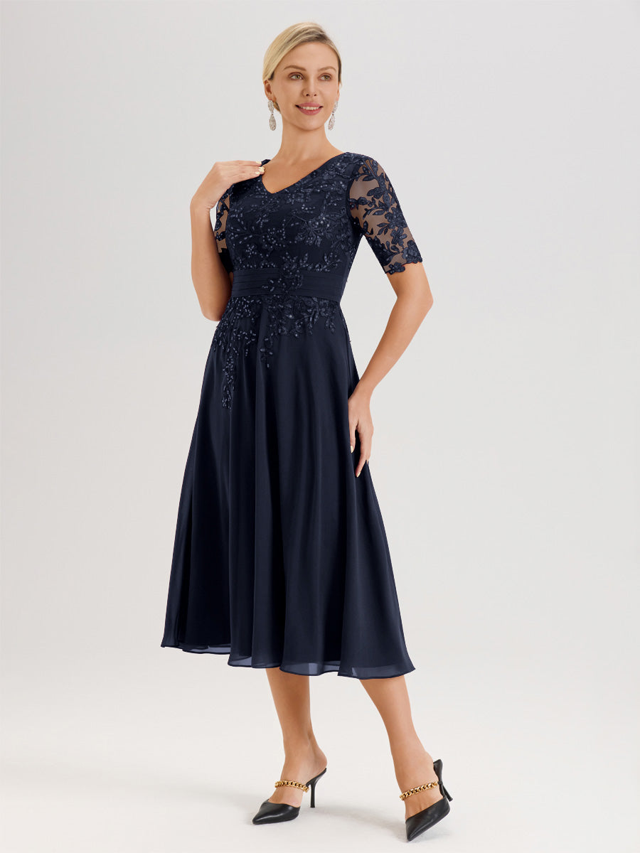 Cicinia Robe Mère De La Mariée Moderne Bleu Marine Décolleté En V Manches Courtes Longueur Mi-Mollet