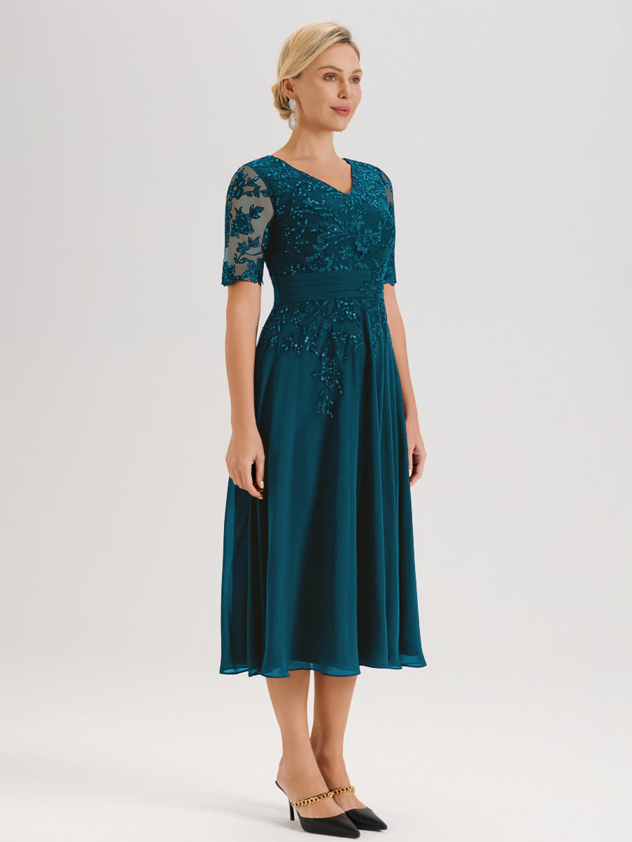 Cicinia Robe Mère De La Mariée Moderne Bleu Encre Décolleté En V Manches Courtes Longueur Mi-Mollet