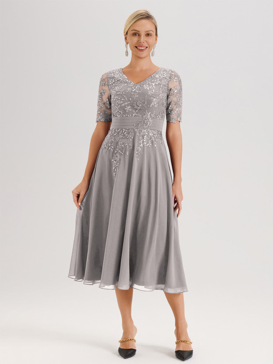 Cicinia Robe Mère De La Mariée Moderne Argenté Décolleté En V Manches Courtes Longueur Mi-Mollet