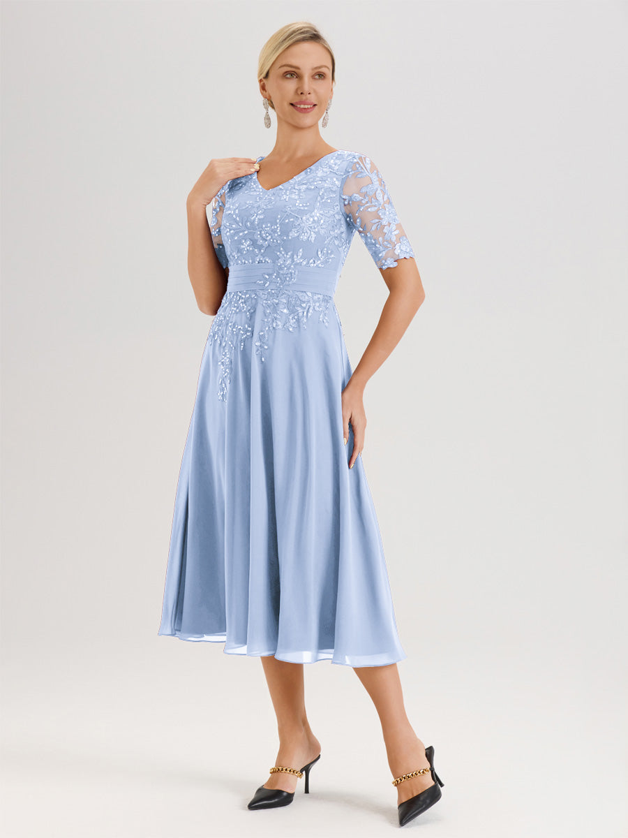 Cicinia Robe Mère De La Mariée Moderne Bleu Ciel Décolleté En V Manches Courtes Longueur Mi-Mollet