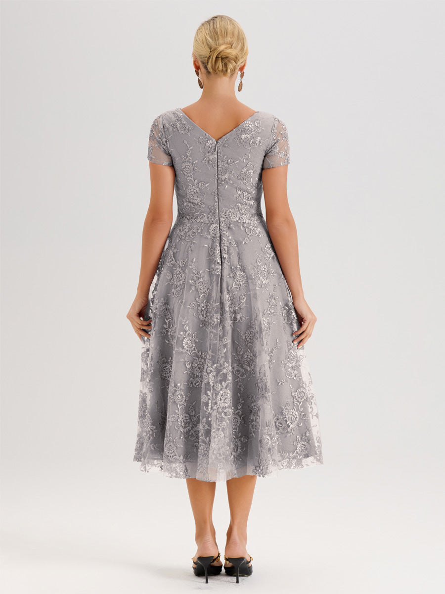 Cicinia Argent Robe Mère De La Mariée Col Ras Du Cou Manches Courtes En Mousseline Et Dentelle Longueur Mi-Mollet