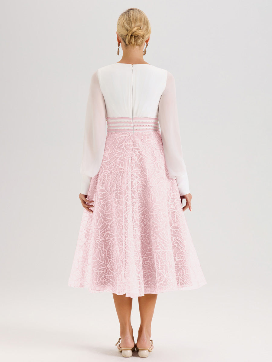 Cicinia Rose Pâle Robe Tendance Mère De La Mariée Col Ras Du Cou Manches Longues À Contraste En Mousseline Et Dentelle Longueur Mi-Mollet