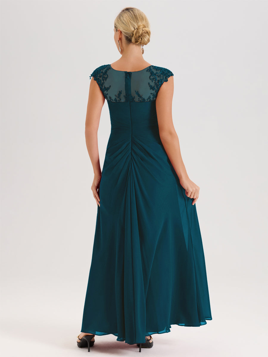 Cicinia Bleu Encre Robe De Mère De La Mariée Longue Ligne A En Dentelle Et Mousseline À Col Ras Du Cou Et Sans Manches