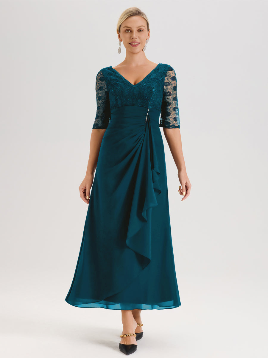 Cicinia Bleu Encre Robe De Mère De La Mariée Longue Ligne A En Dentelle Et Mousseline À Décolleté En V Demi-Manches Et Ceinture À Longs Rubans