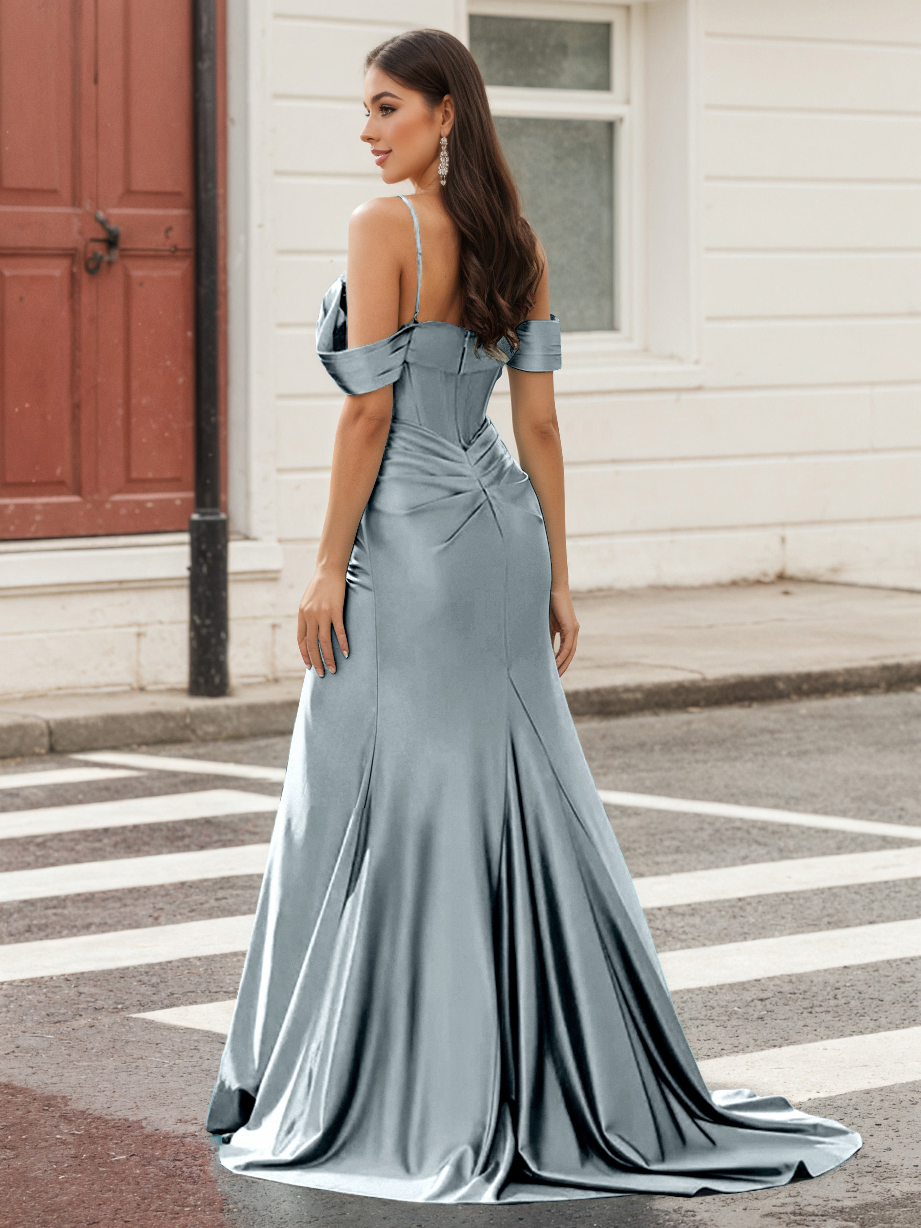 Cicinia BLEU POUDRE Robe de Soirée Longue en Tissu Extensible Fourreau à Bretelles Spaghetti Perlé Fente