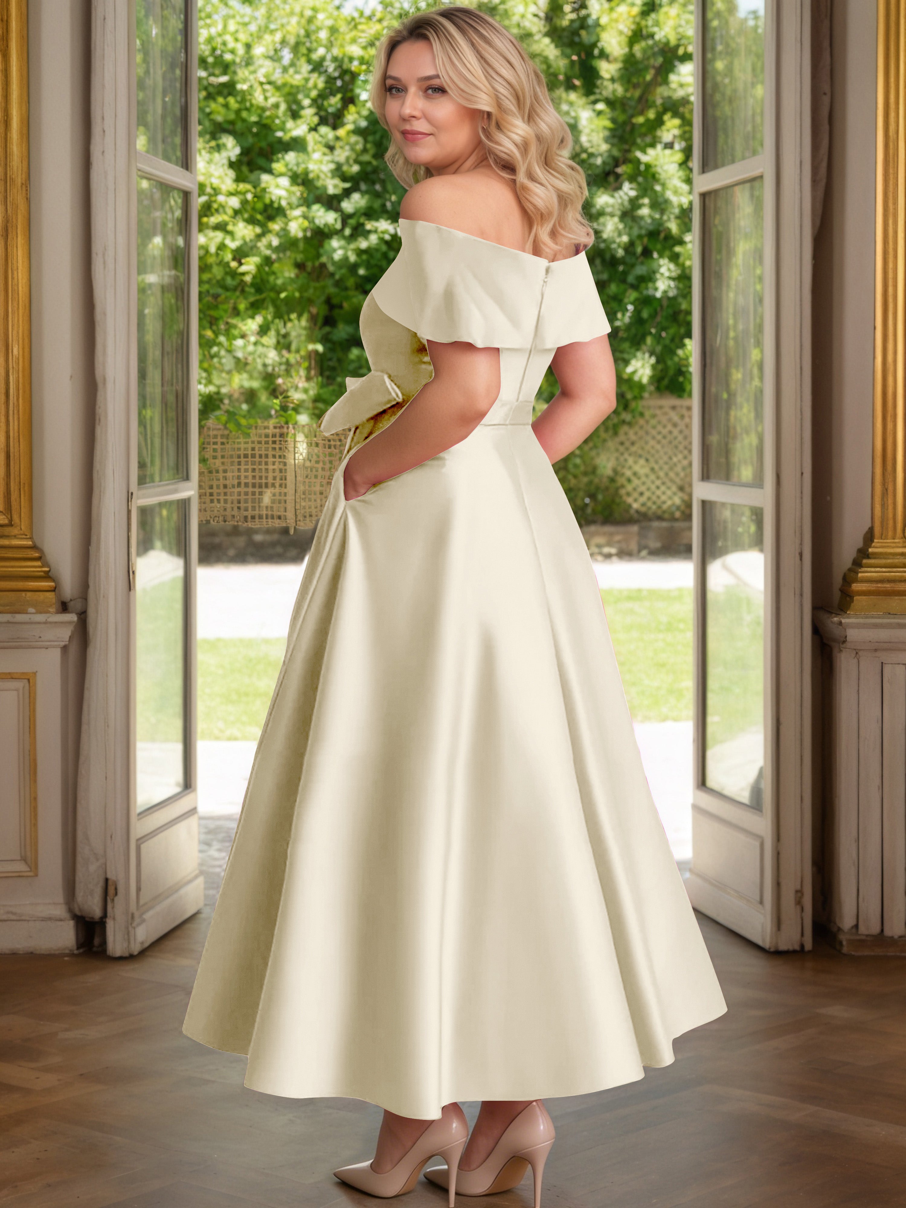 Cicinia Champagne Cicinia Robe Grande Taille Mère De La Mariée Longue A-Line En Satin Épaules Dénudées Avec Nœud Papillon Longueur Cheville