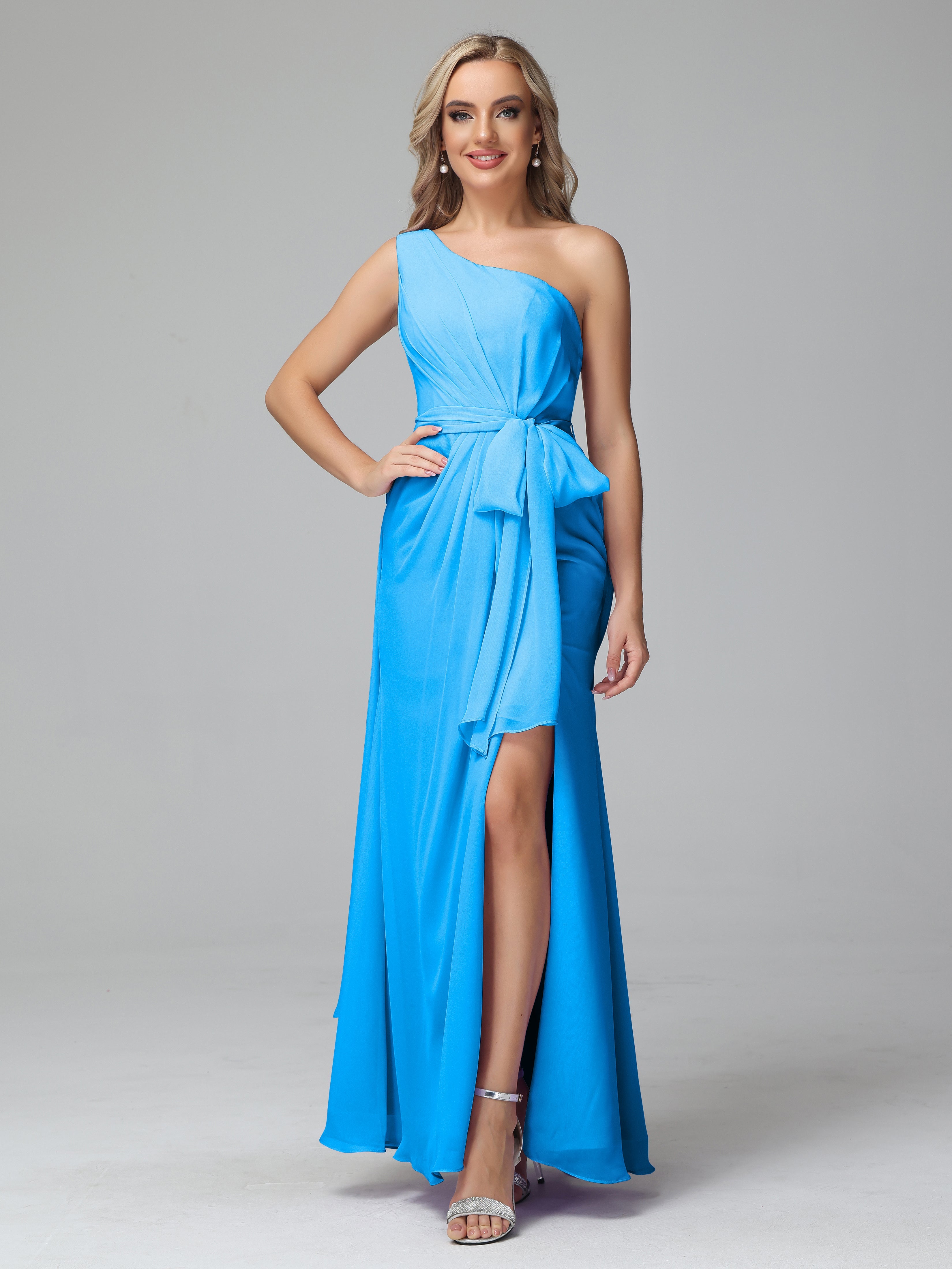 Robes De Demoiselle D'Honneur Bleu Océan Trapèze Décolleté Asymétrique Mousseline Robe De Demoiselle D'Honneur Avec Plissé