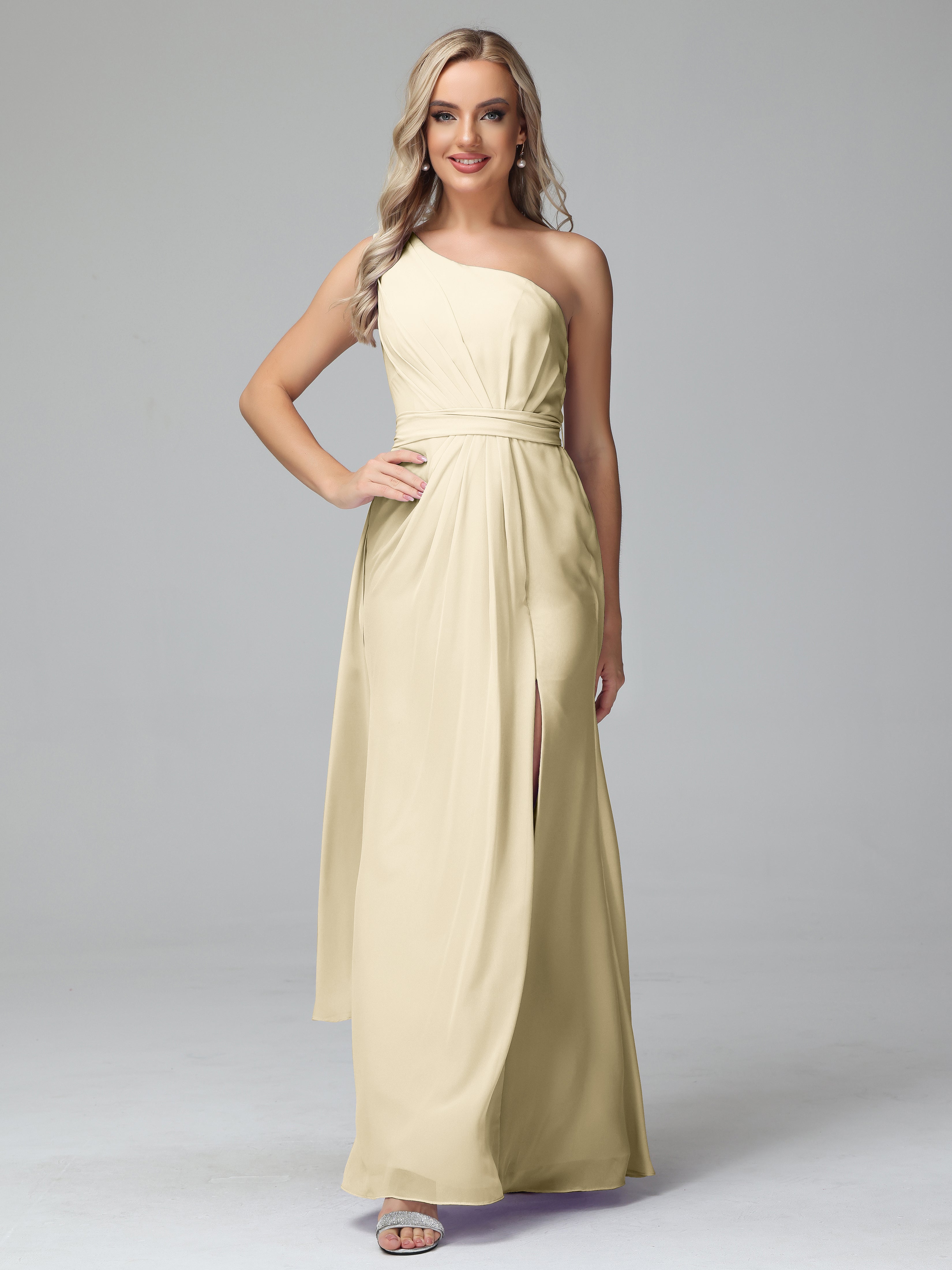 Robe Demoiselle D Honneur Champagne Trapèze Décolleté Asymétrique Mousseline Robe De Demoiselle D'Honneur Avec Plissé