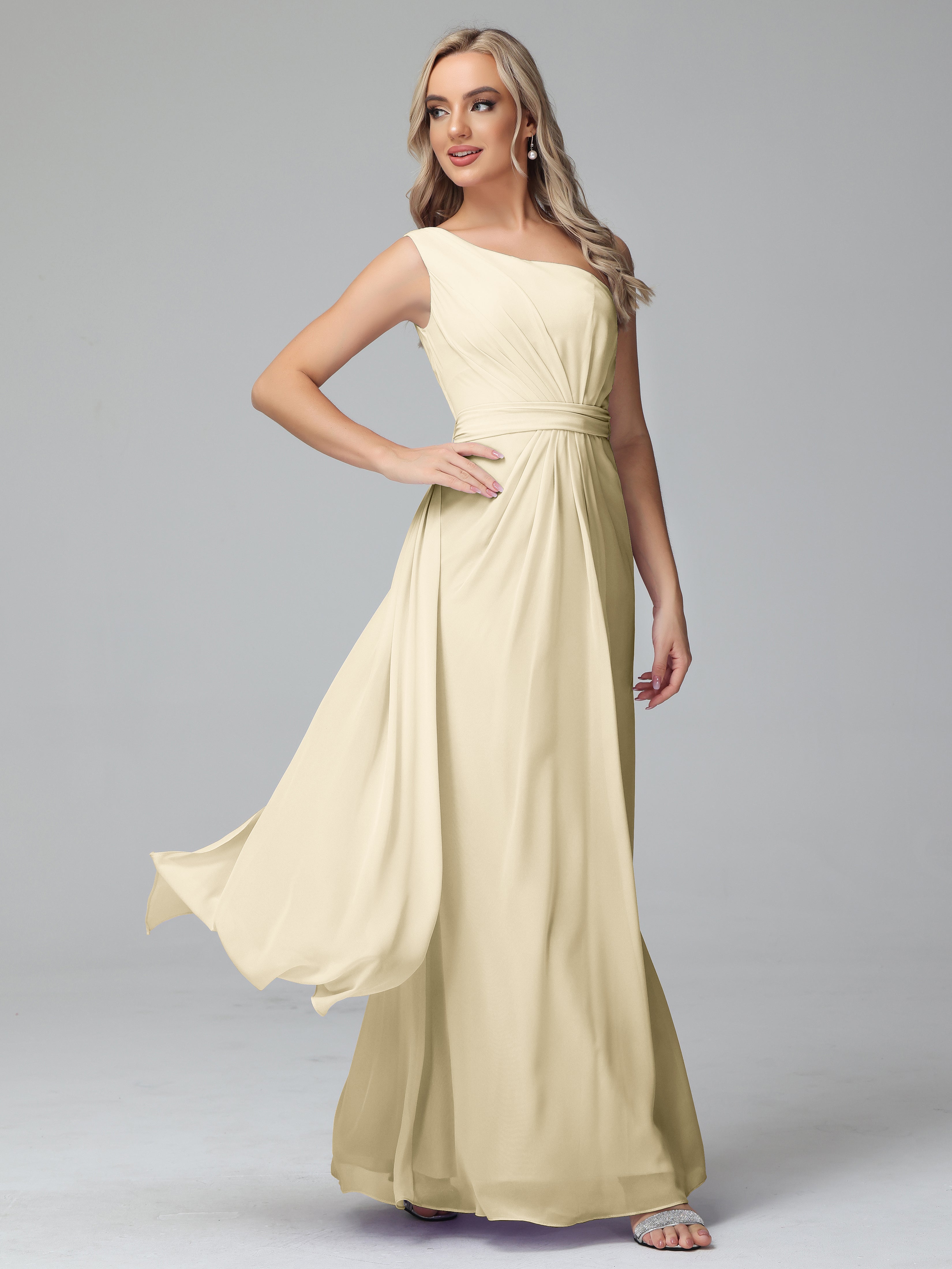 Robe Demoiselle D Honneur Champagne Trapèze Décolleté Asymétrique Mousseline Robe De Demoiselle D'Honneur Avec Plissé