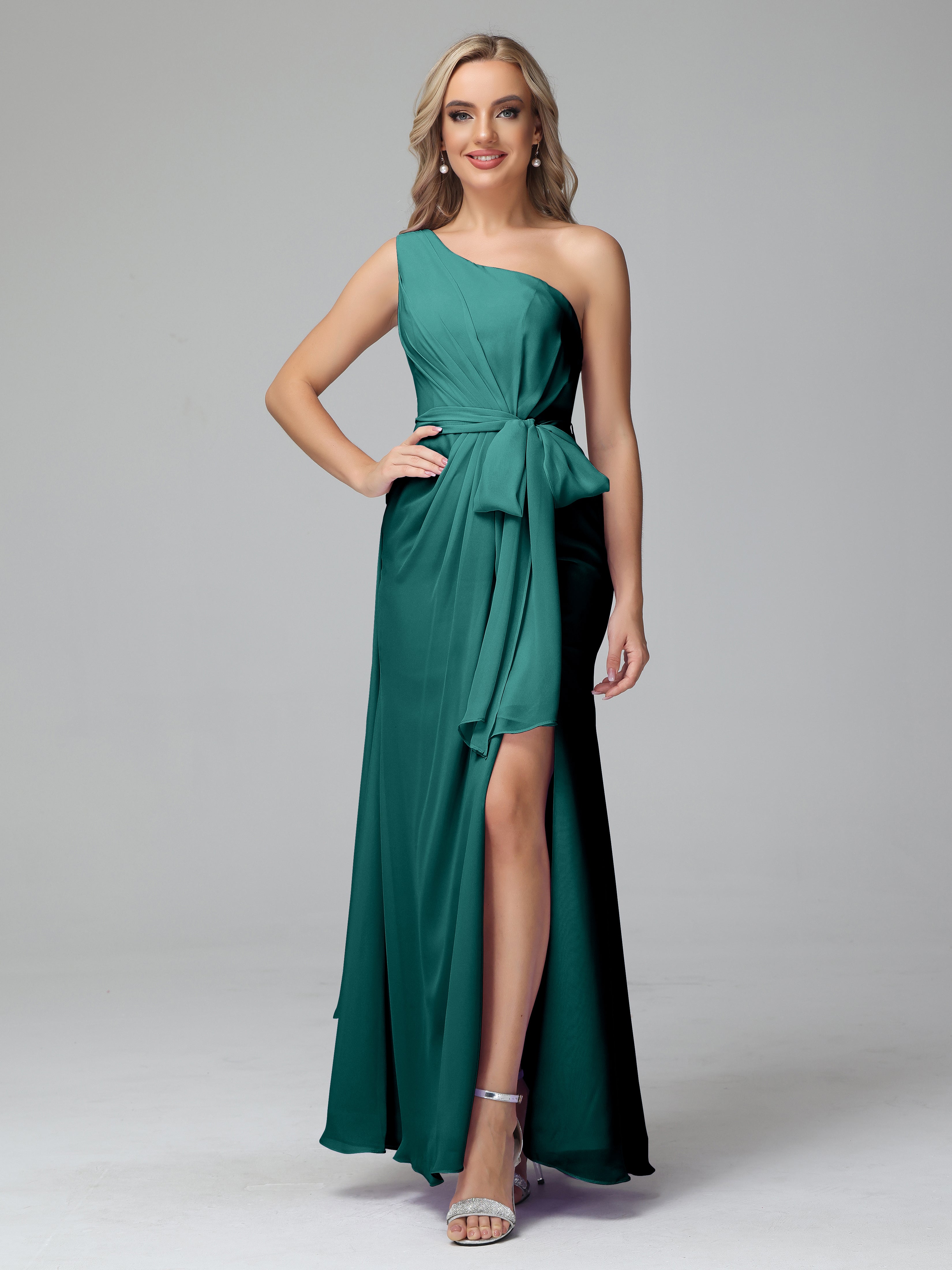 Robes De Demoiselle D'Honneur De Paon Trapèze Décolleté Asymétrique Mousseline Robe De Demoiselle D'Honneur Avec Plissé