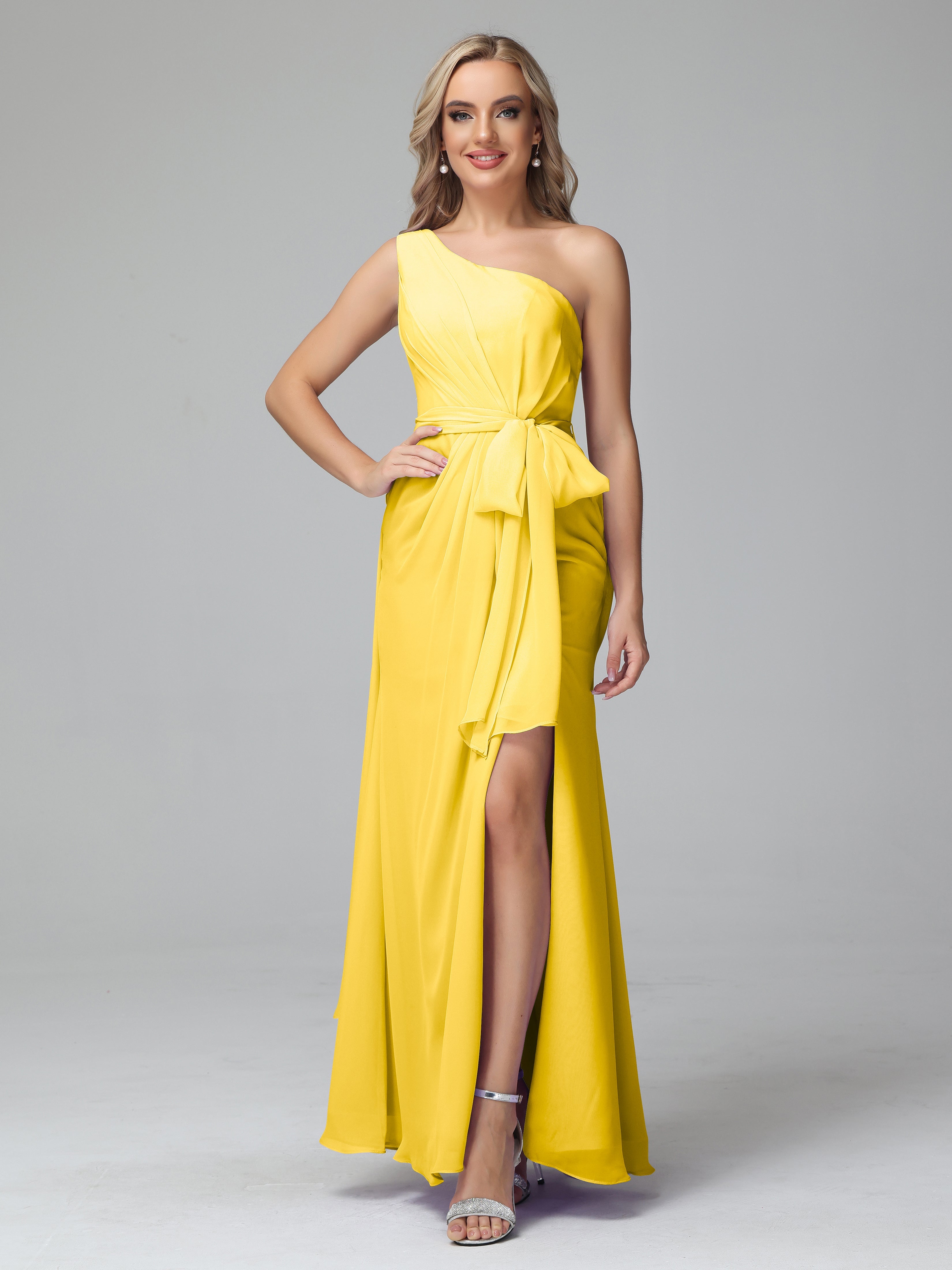 Robe De Demoiselle D'Honneur Souci Trapèze Décolleté Asymétrique Mousseline Robe De Demoiselle D'Honneur Avec Plissé