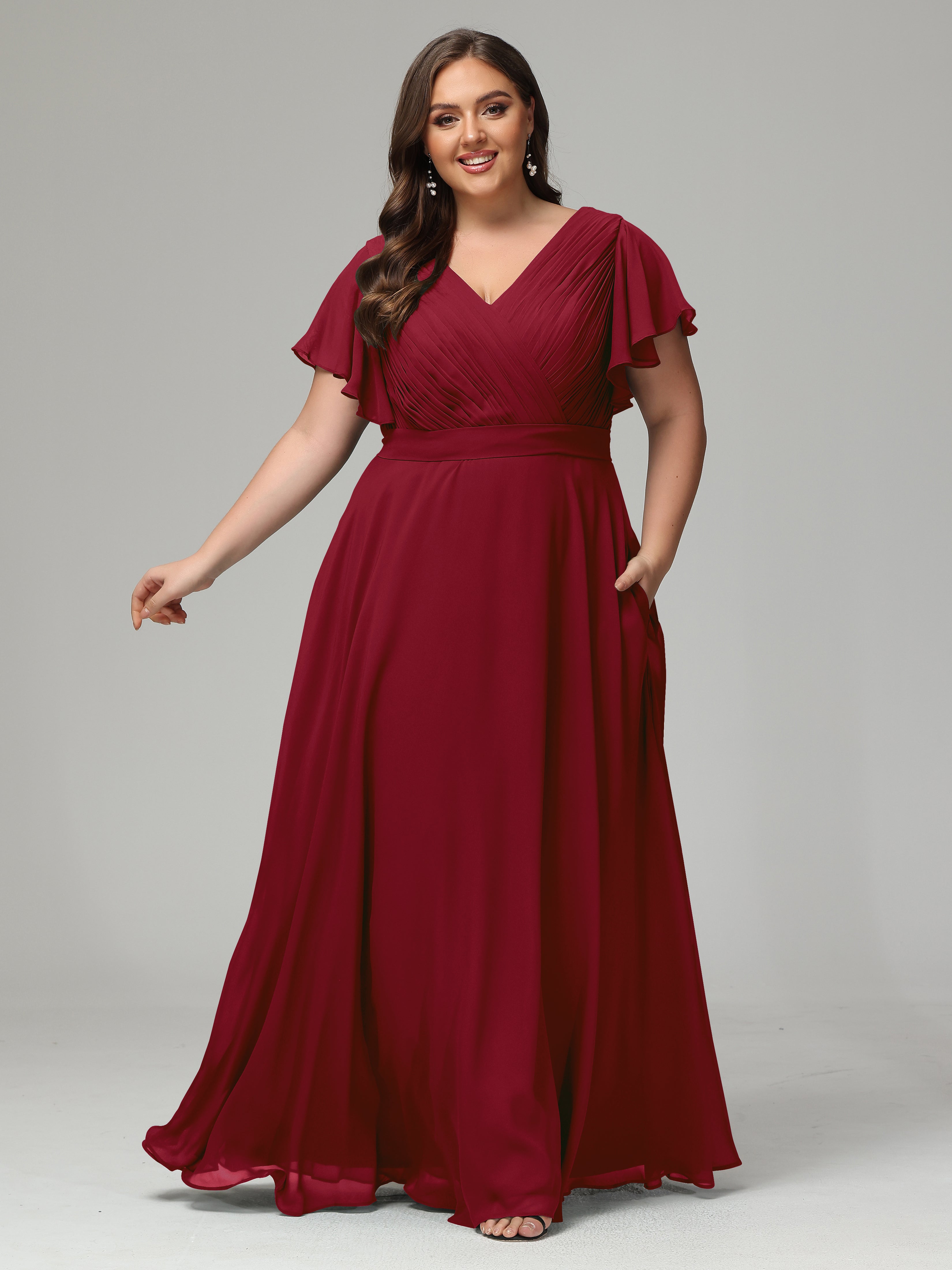 Robes De Demoiselle D'Honneur Bordeaux Grande Taille Dos En V Manches Courtes Mousseline