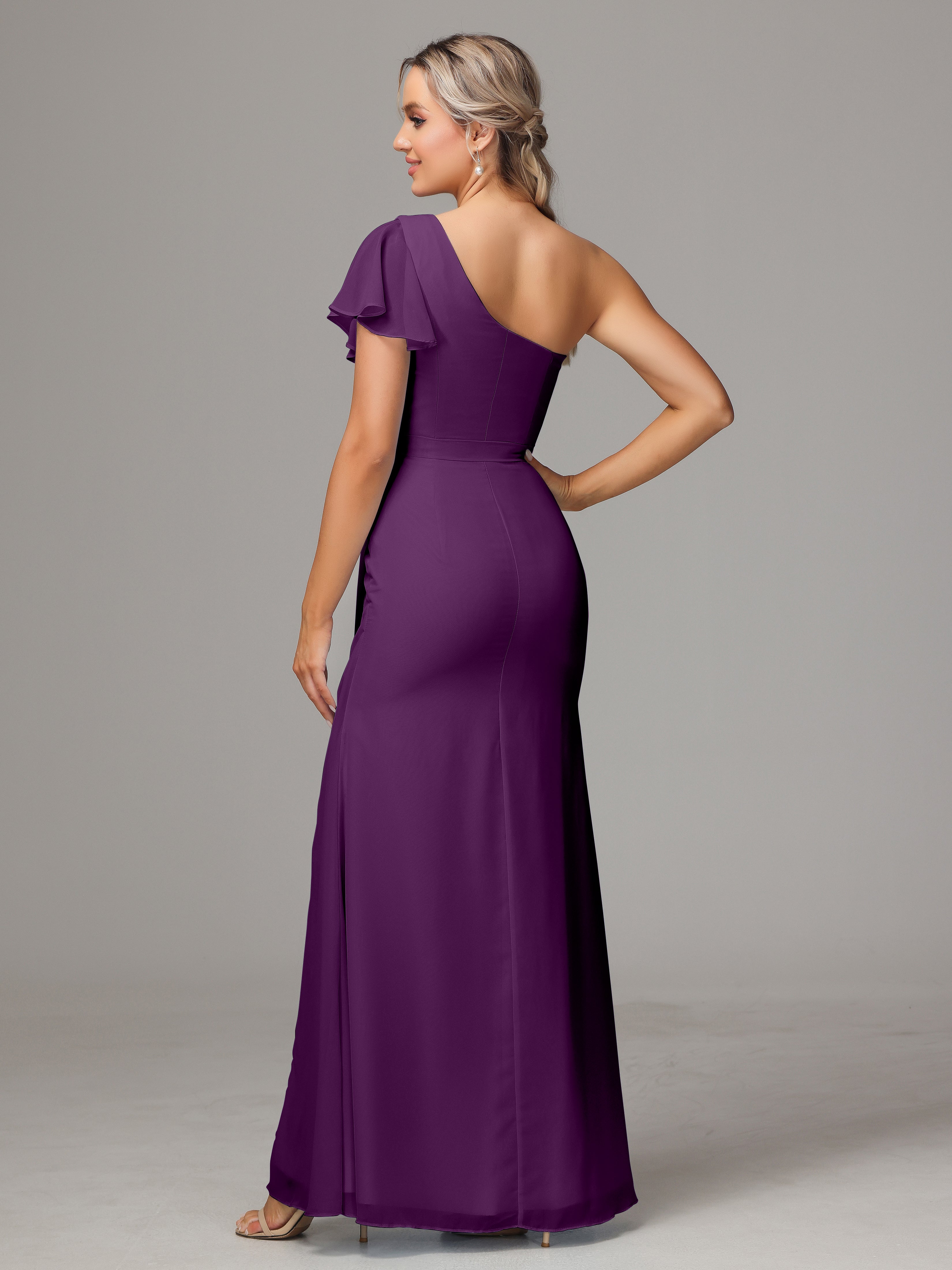 Robes De Demoiselle D'Honneur En Raisin Fourreau Seule Épaule Fendue Mousseline Robe Demoiselle D'Honneur