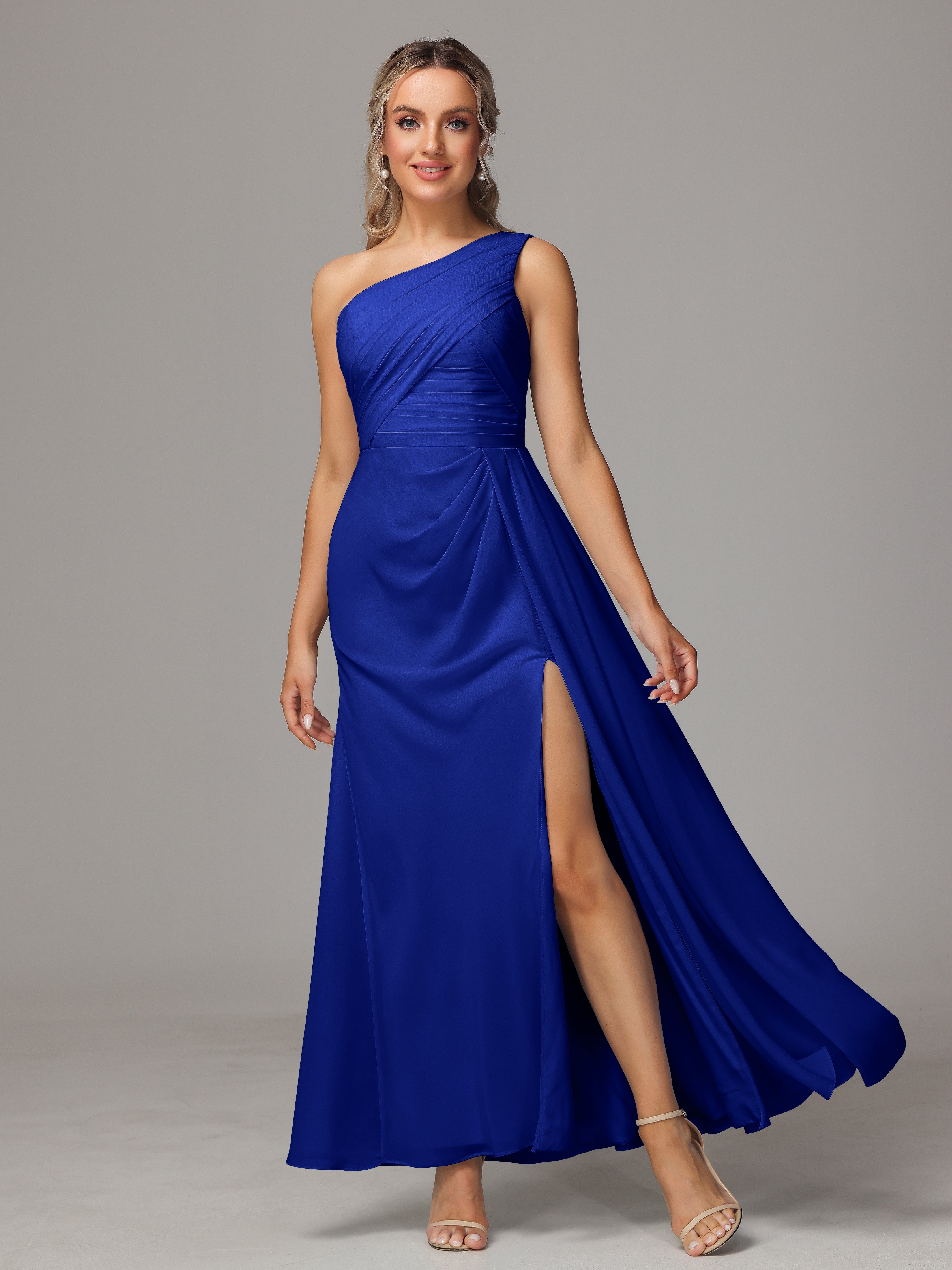 Robe De Demoiselle D Honneur Bleu Royal Décolleté Asymétrique Trapèze Mousseline Longue Robes Demoiselle D'Honneur Avec Plissé