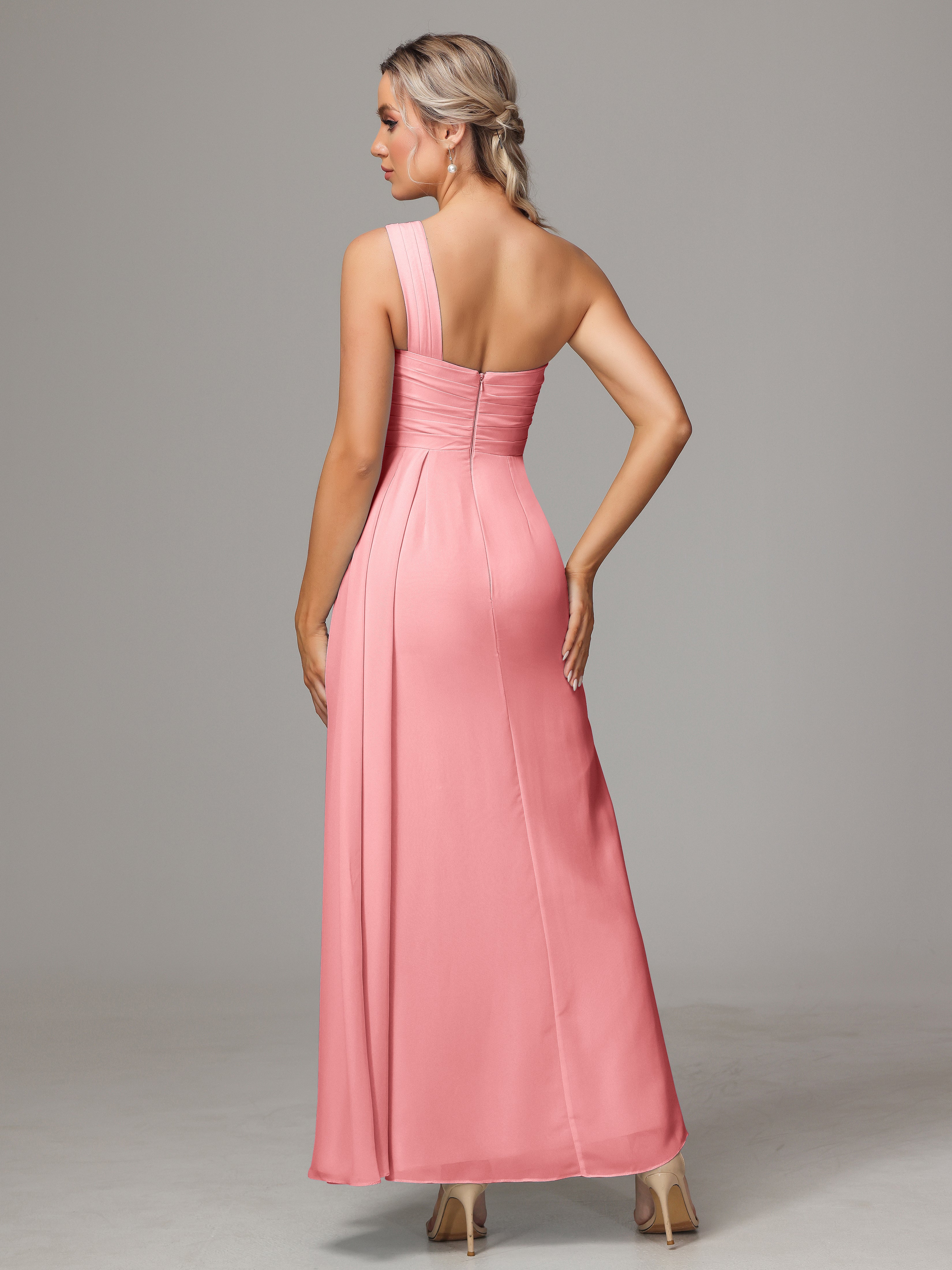 Robes De Demoiselle D'Honneur En Flamant Décolleté Asymétrique Trapèze Mousseline Longue Robes Demoiselle D'Honneur Avec Plissé