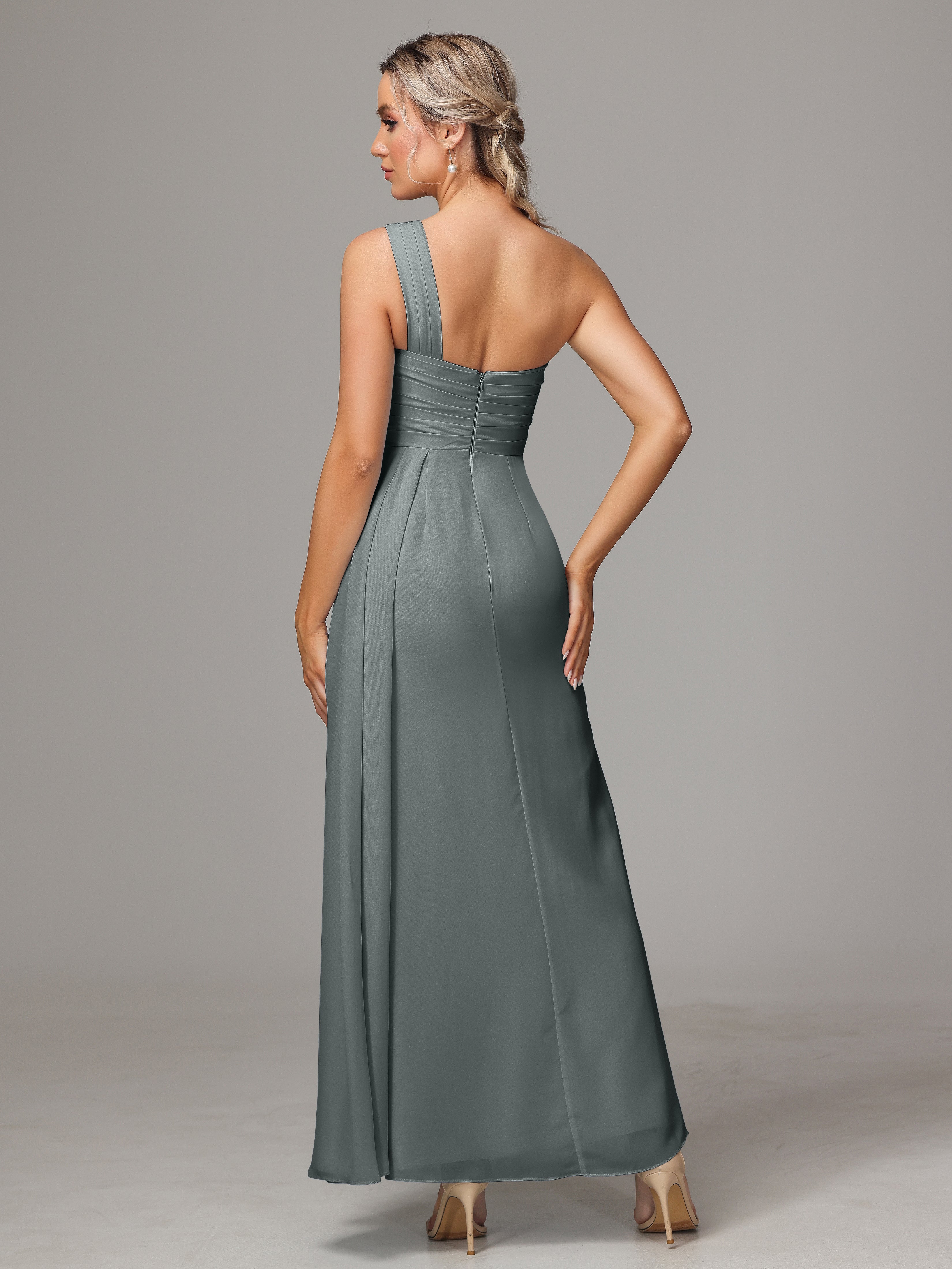 Demoiselle D Honneur Robe Grise Décolleté Asymétrique Trapèze Mousseline Longue Robes Demoiselle D'Honneur Avec Plissé