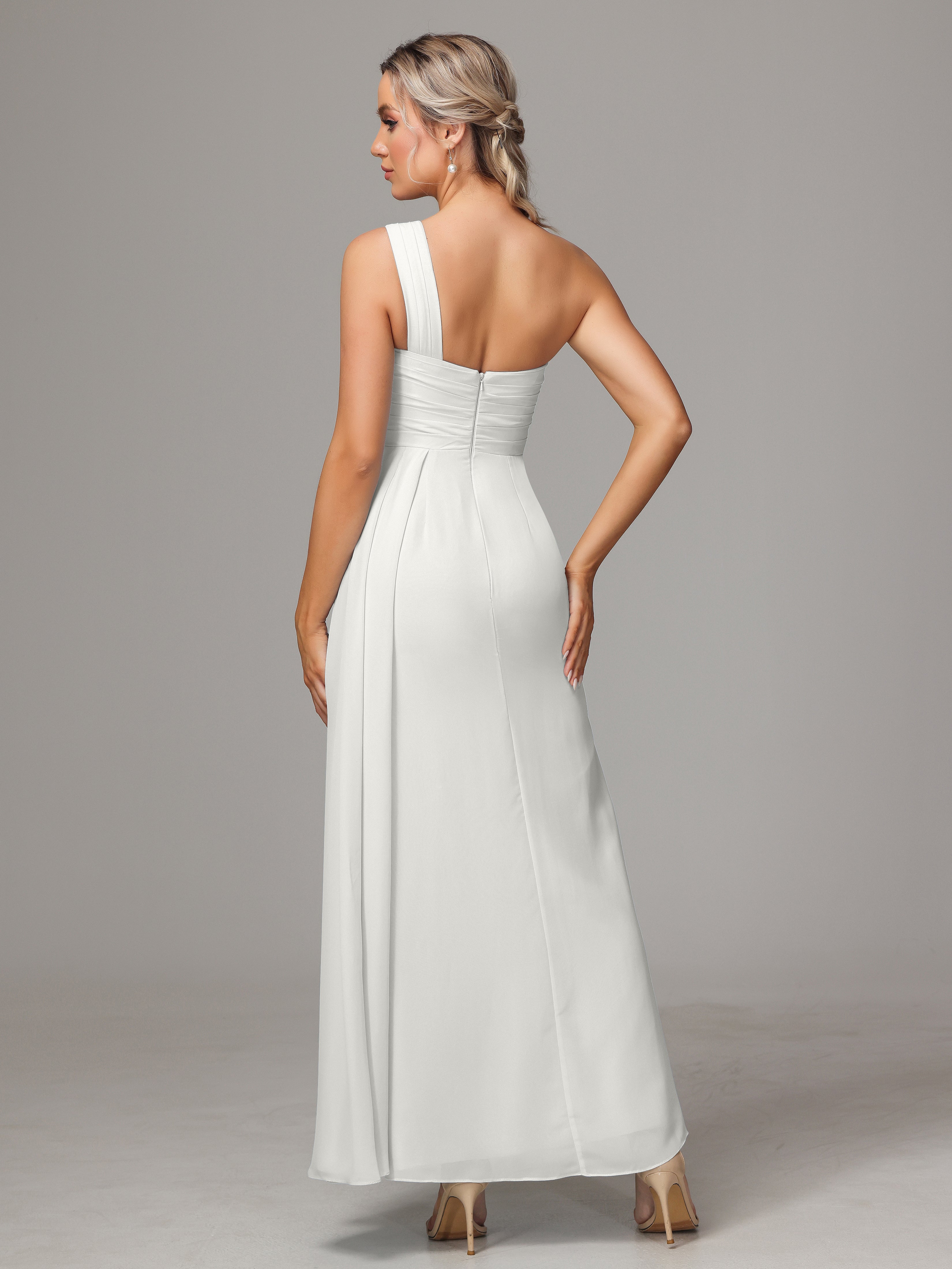 Robe Ivoire Demoiselle D Honneur Décolleté Asymétrique Trapèze Mousseline Longue Robes Demoiselle D'Honneur Avec Plissé