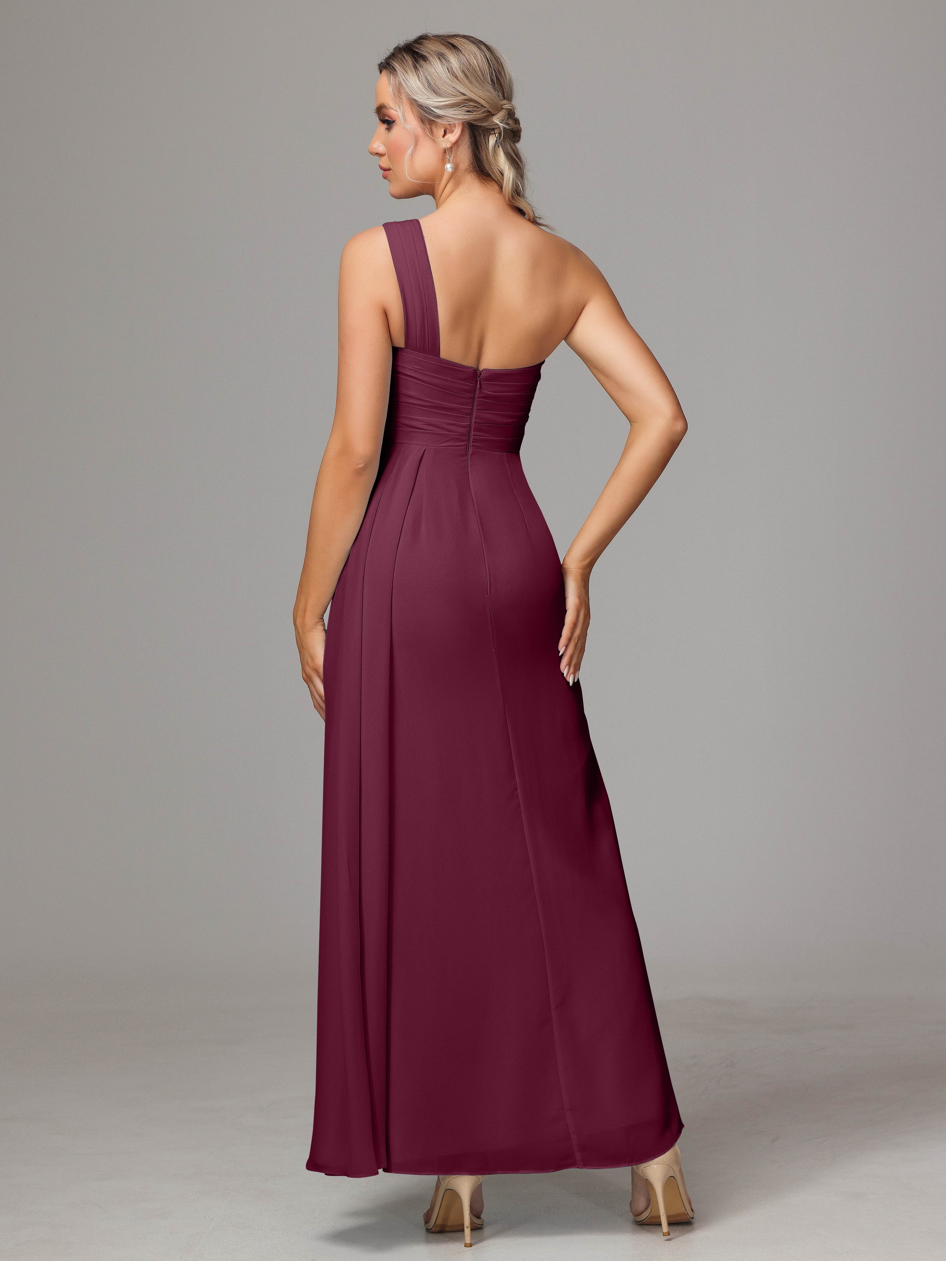 Robes De Demoiselle D'Honneur Mûre Décolleté Asymétrique Trapèze Mousseline Longue Robes Demoiselle D'Honneur Avec Plissé