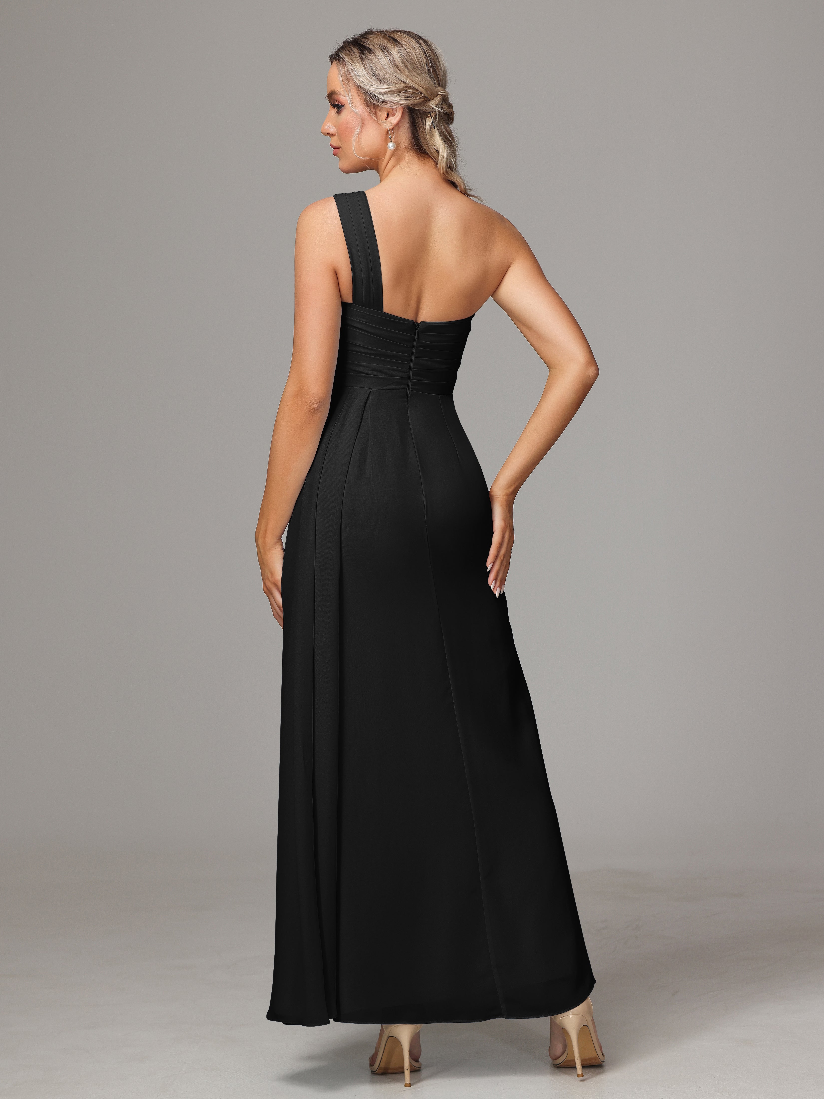 Robe Noire Demoiselle D Honneur Décolleté Asymétrique Trapèze Mousseline Longue Robes Demoiselle D'Honneur Avec Plissé