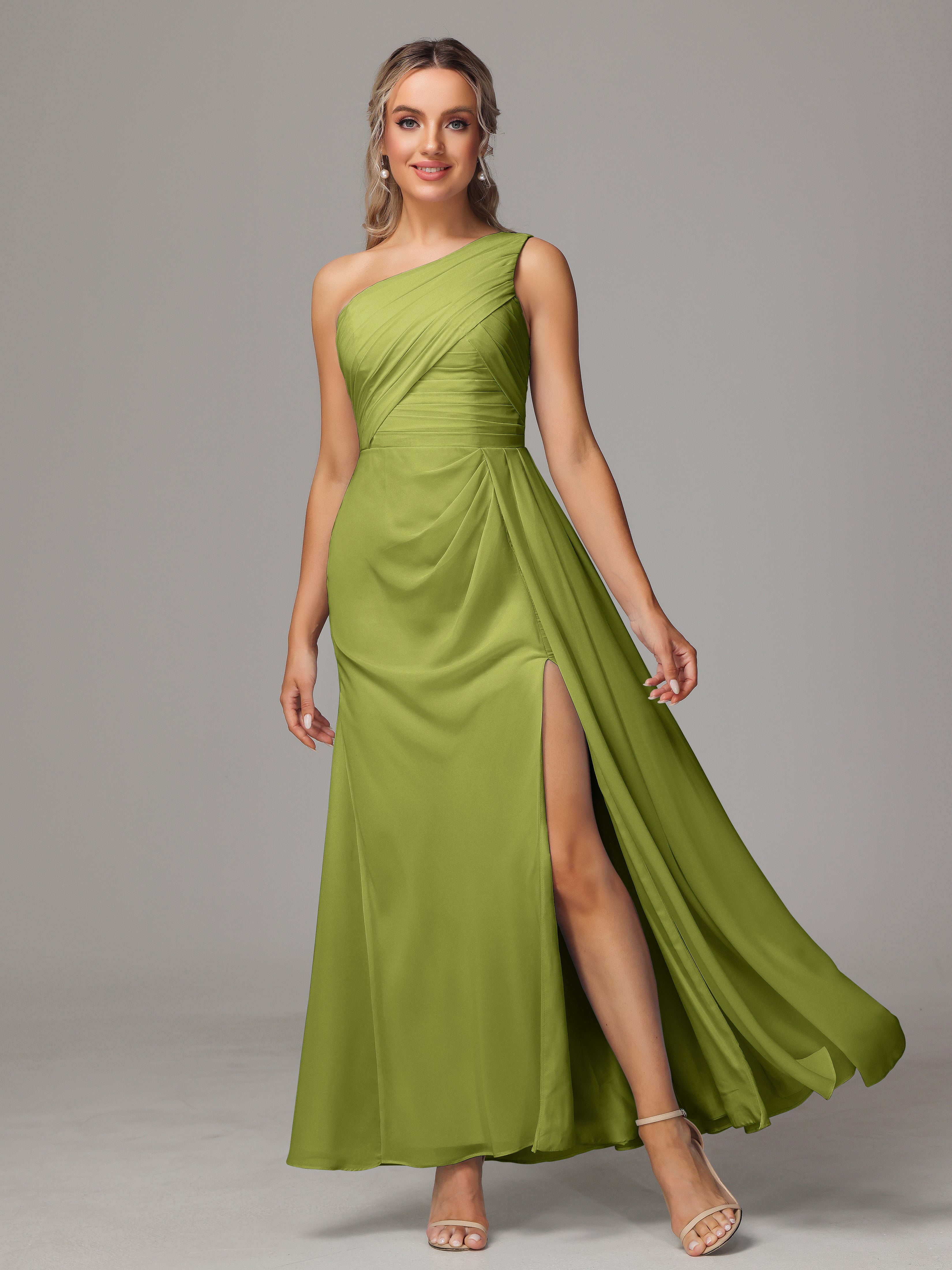 Robes De Demoiselle D'Honneur Trèfle Décolleté Asymétrique Trapèze Mousseline Longue Robes Demoiselle D'Honneur Avec Plissé