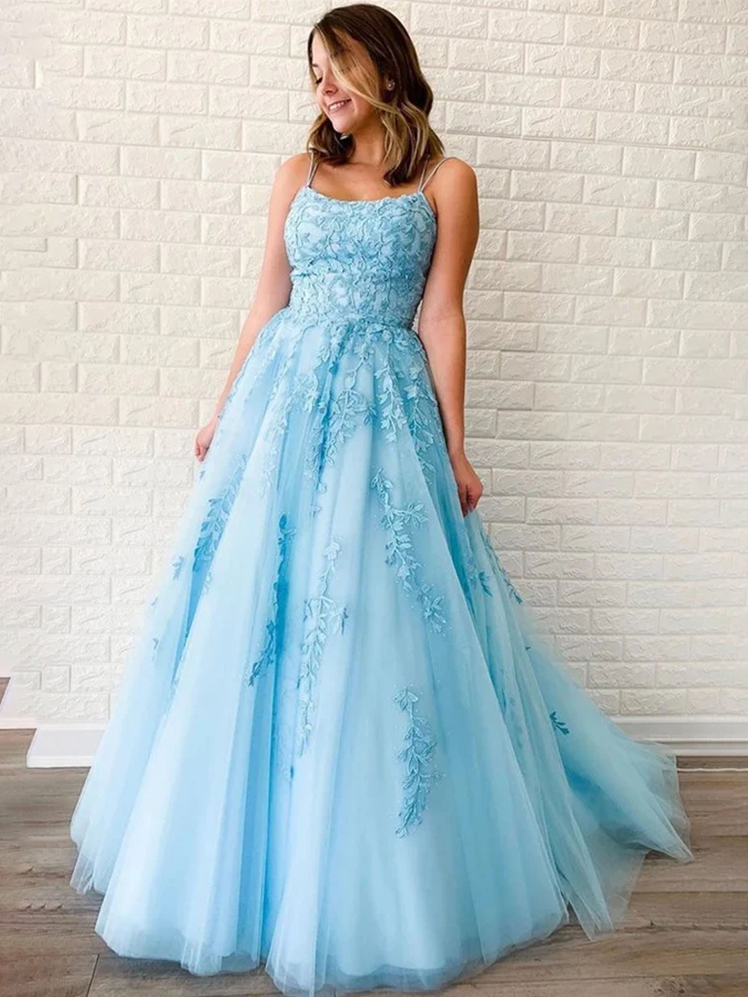 Robe de Bal BLEU_CIEL en Dentelle à Bretelles Fines Coupe A avec Appliqués en Tulle Élégante