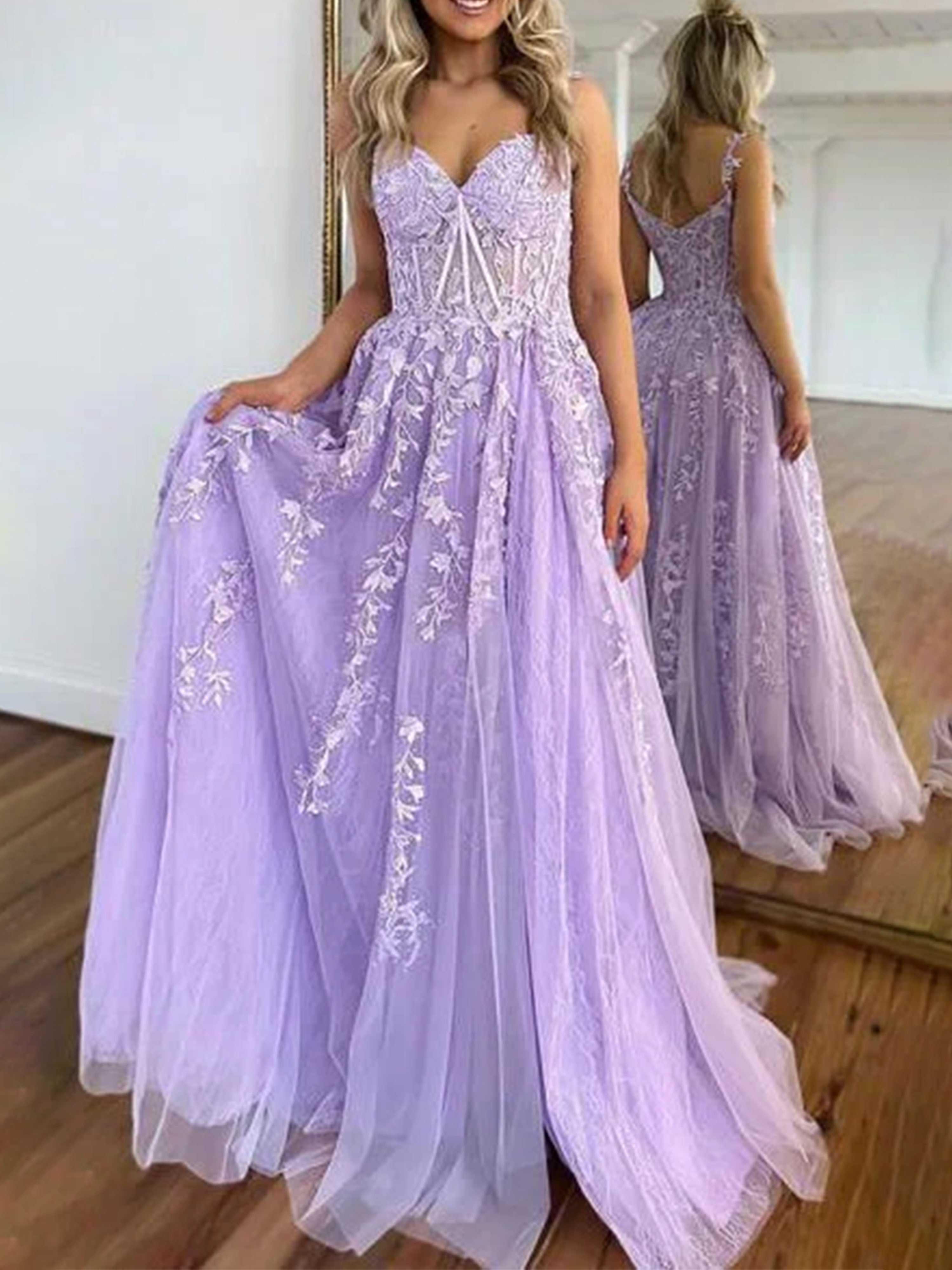 Robe de Bal LILAS Épaules Dénudées Encolure Cœur Coupe A à Appliqués Dentelle