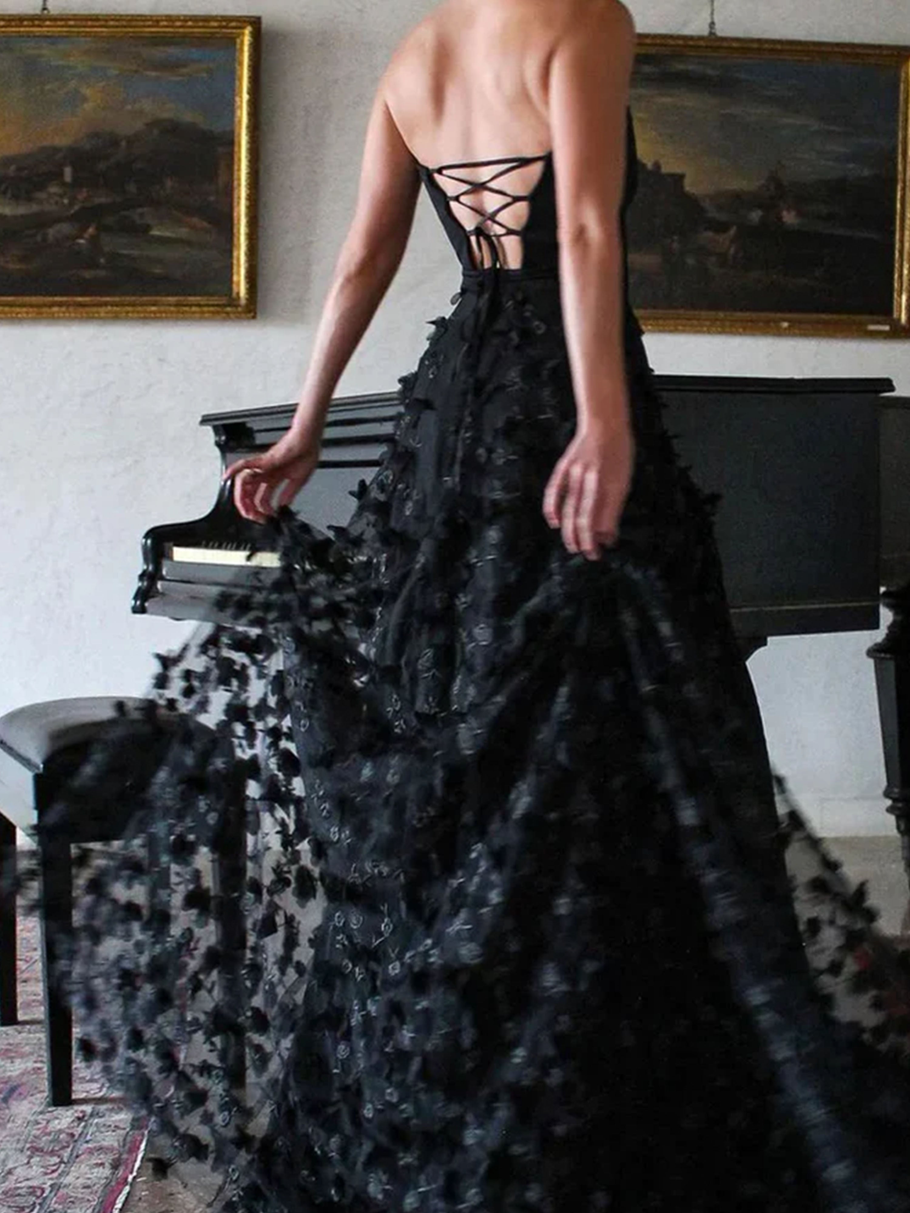 Robe de Bal Sans Bretelles en Dentelle Coupe A Longue Style Maxi avec Fente Élégante