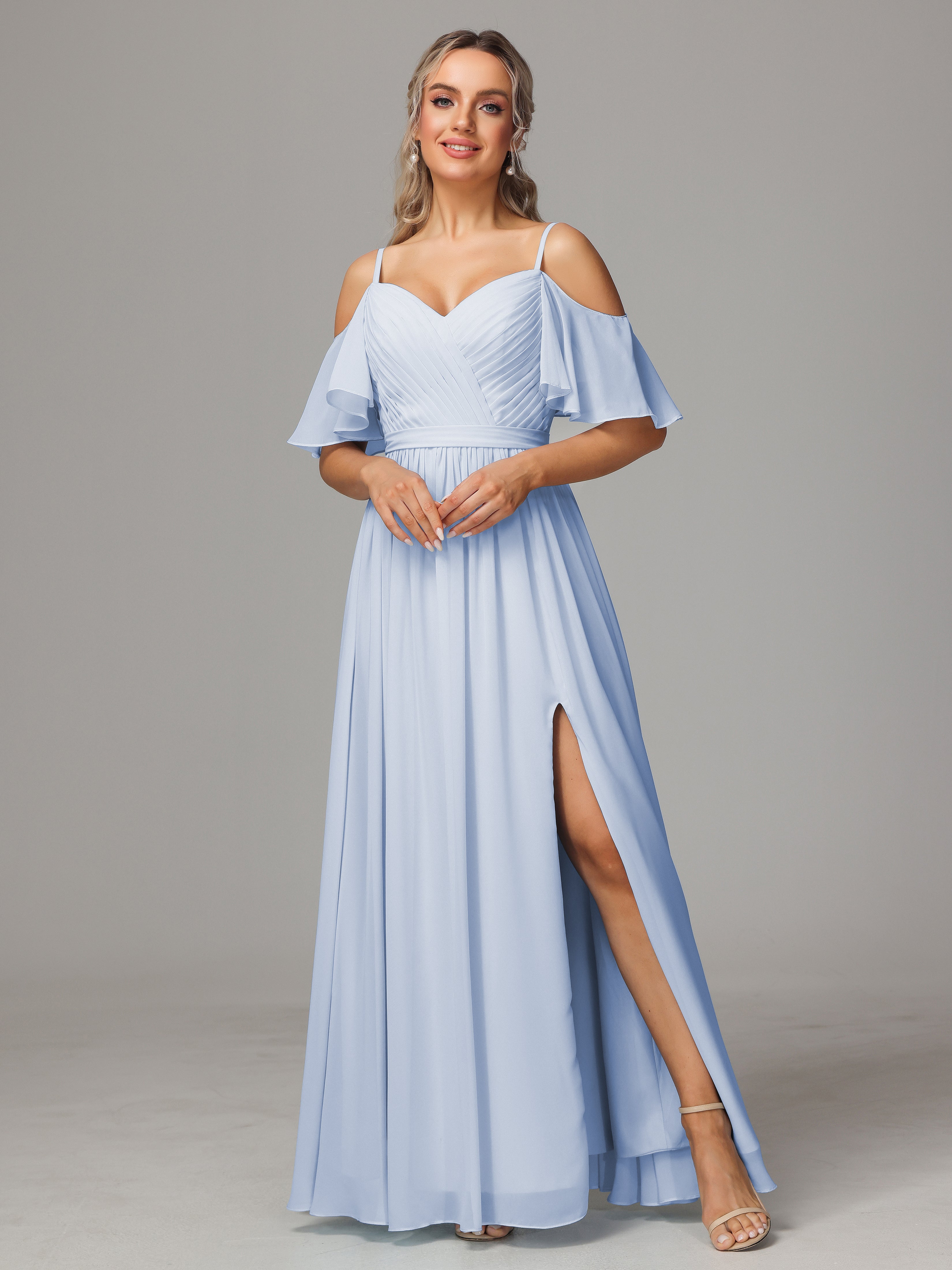 Robe Bleu Ciel Demoiselle D Honneur Accueil Froid Fendue Trapèze Mousseline Longue Robes Demoiselle D'Honneur Avec Plissé