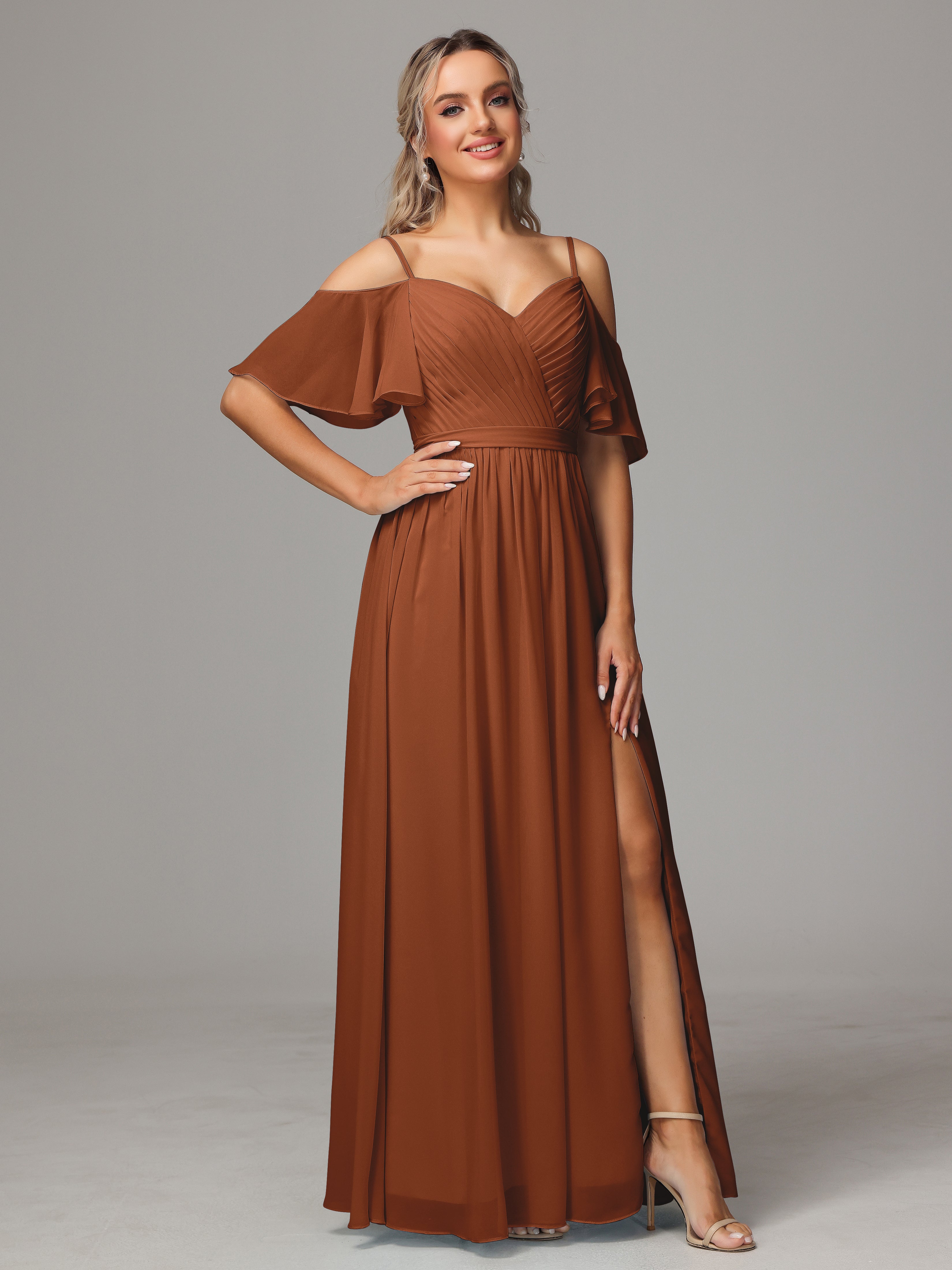 Robe Demoiselle D Honneur Terre Cuite Accueil Froid Fendue Trapèze Mousseline Longue Robes Demoiselle D'Honneur Avec Plissé
