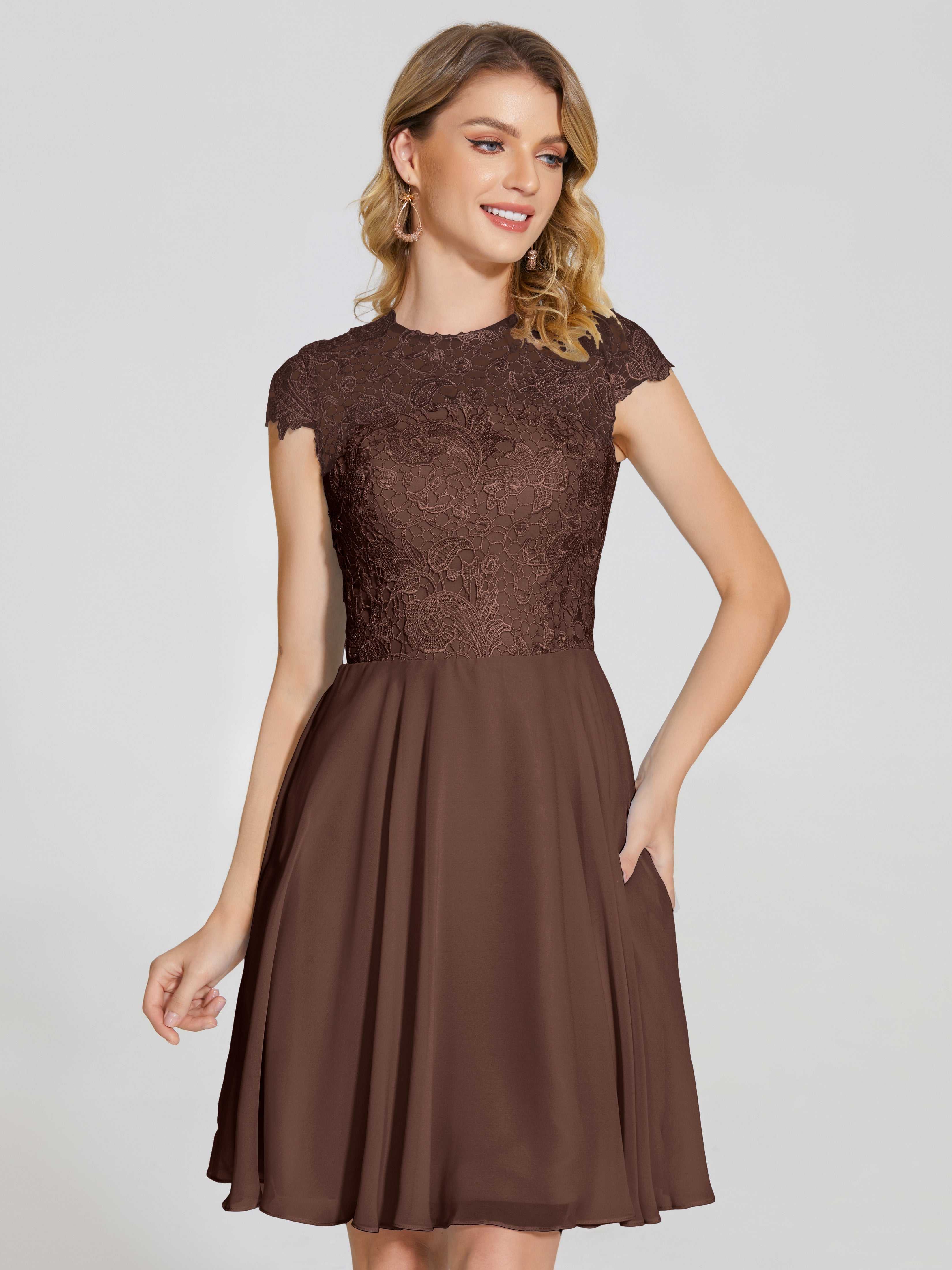 Robe Marron Chocolat Demoiselle D Honneur Trapèze Courte Dentelle Mousseline Robe De Demoiselle D'Honneur