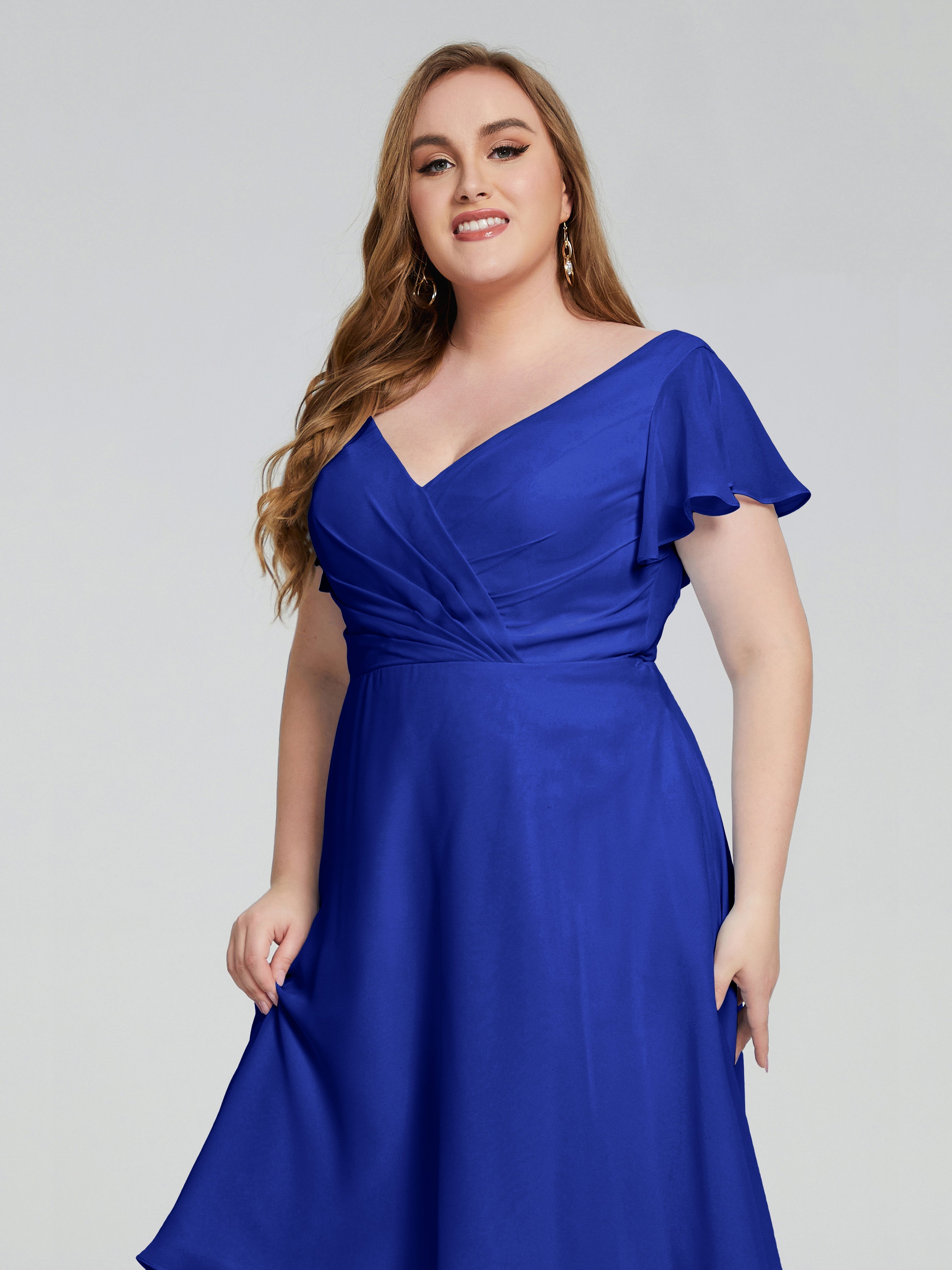 Robe De Demoiselle D Honneur Bleu Roi Longueur Genou Manches Courtes Mousseline Robes Demoiselle D'Honneur Grande Taille