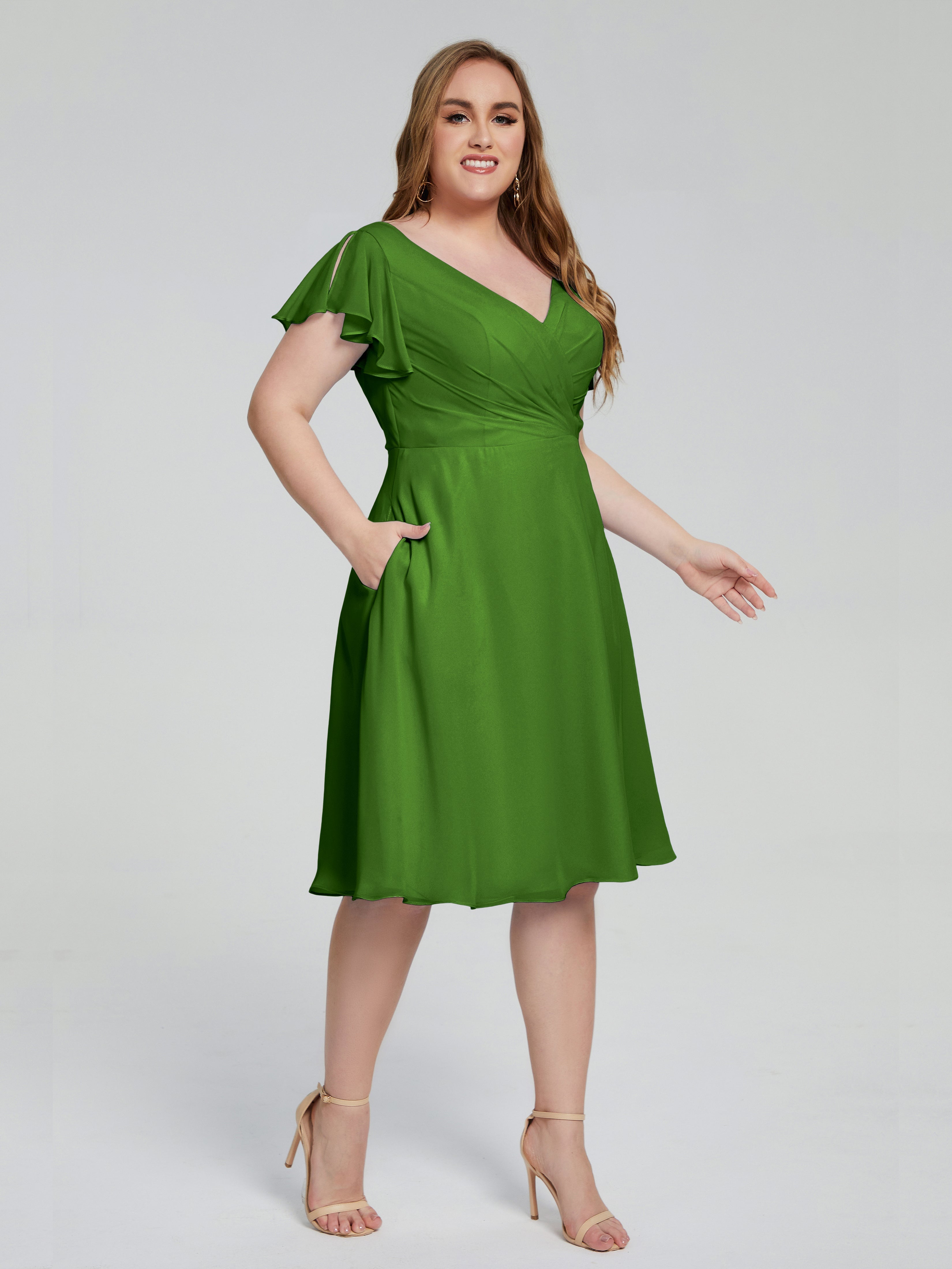 Robes De Demoiselle D'Honneur Vert Mousse Longueur Genou Manches Courtes Mousseline Robes Demoiselle D'Honneur Grande Taille