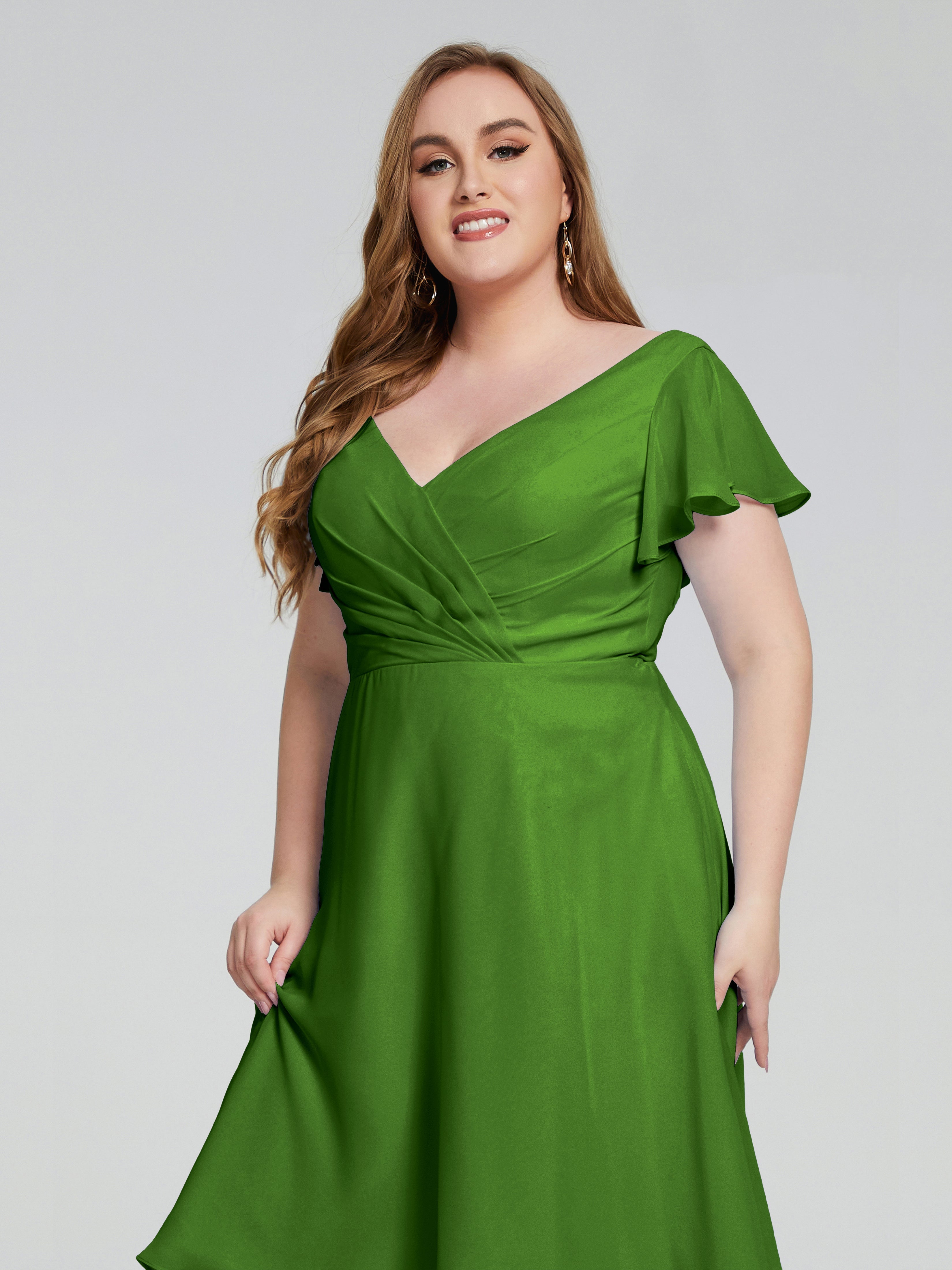 Robes De Demoiselle D'Honneur Vert Mousse Longueur Genou Manches Courtes Mousseline Robes Demoiselle D'Honneur Grande Taille