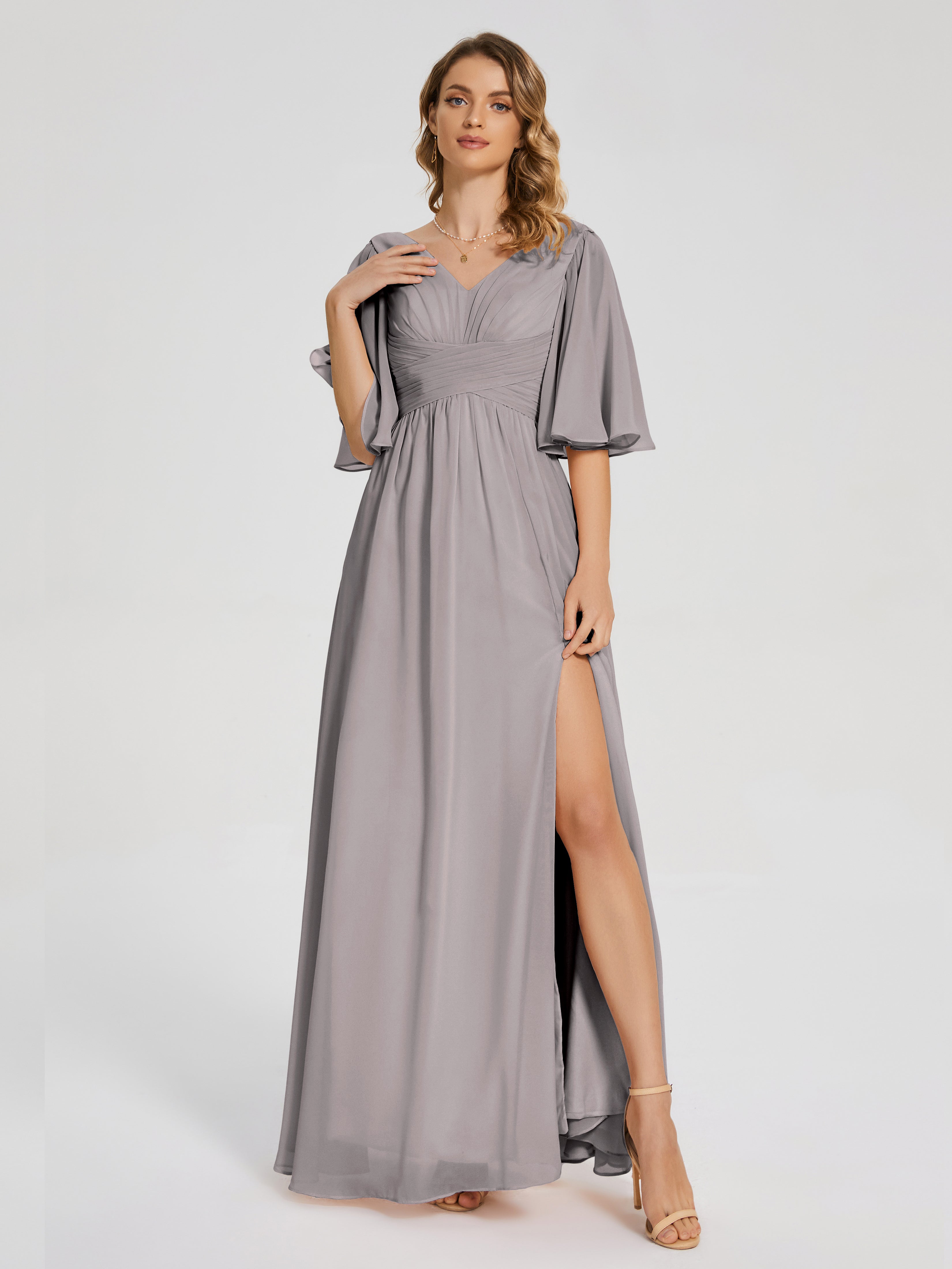 Robes De Demoiselle D'Honneur En Argent Demi Manches Fendue Mousseline Robes Demoiselle D'Honneur