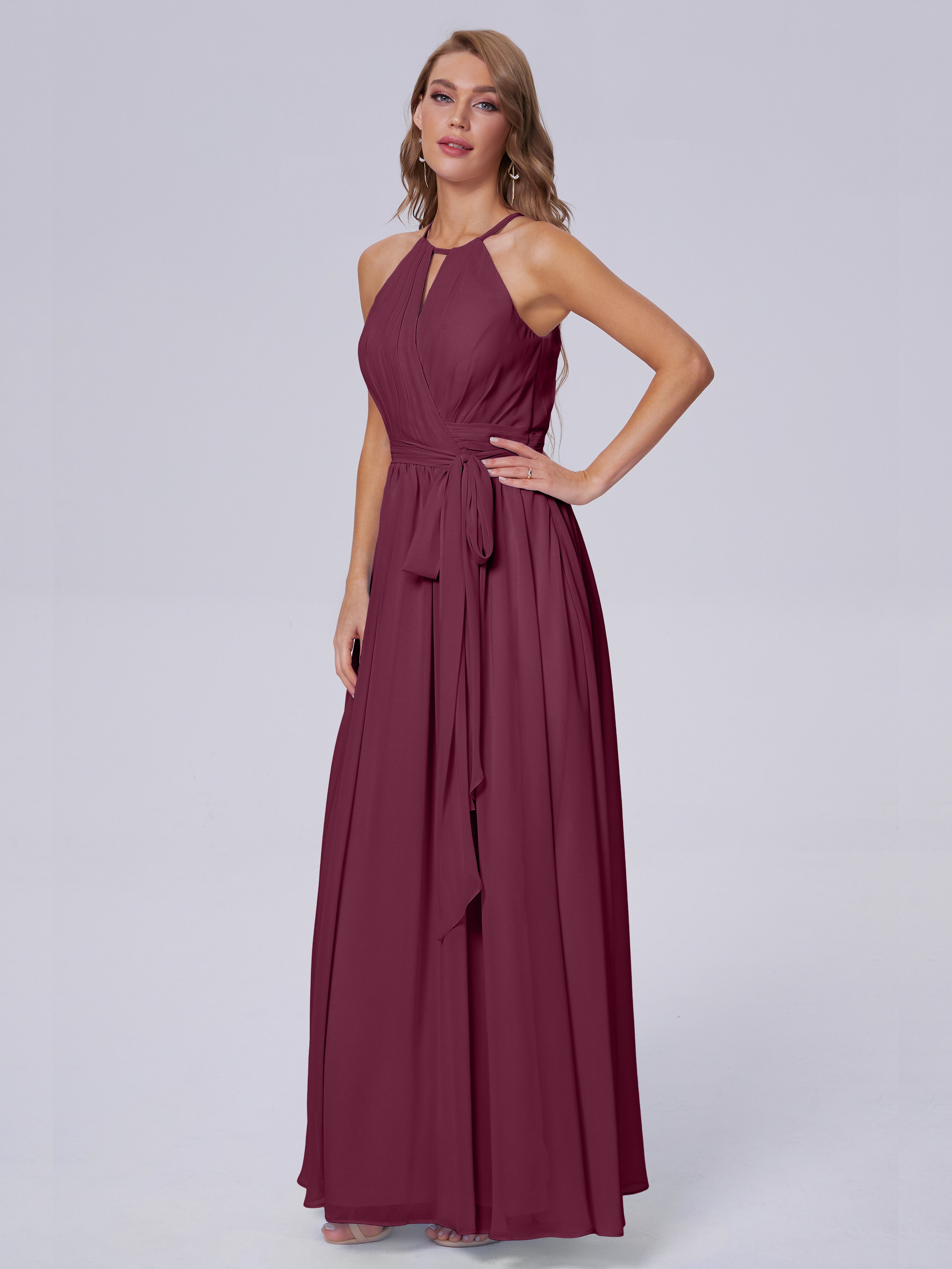 Robes De Demoiselle D'Honneur Mûre Brillante Licou Mousseline Robes Demoiselle D'Honneur