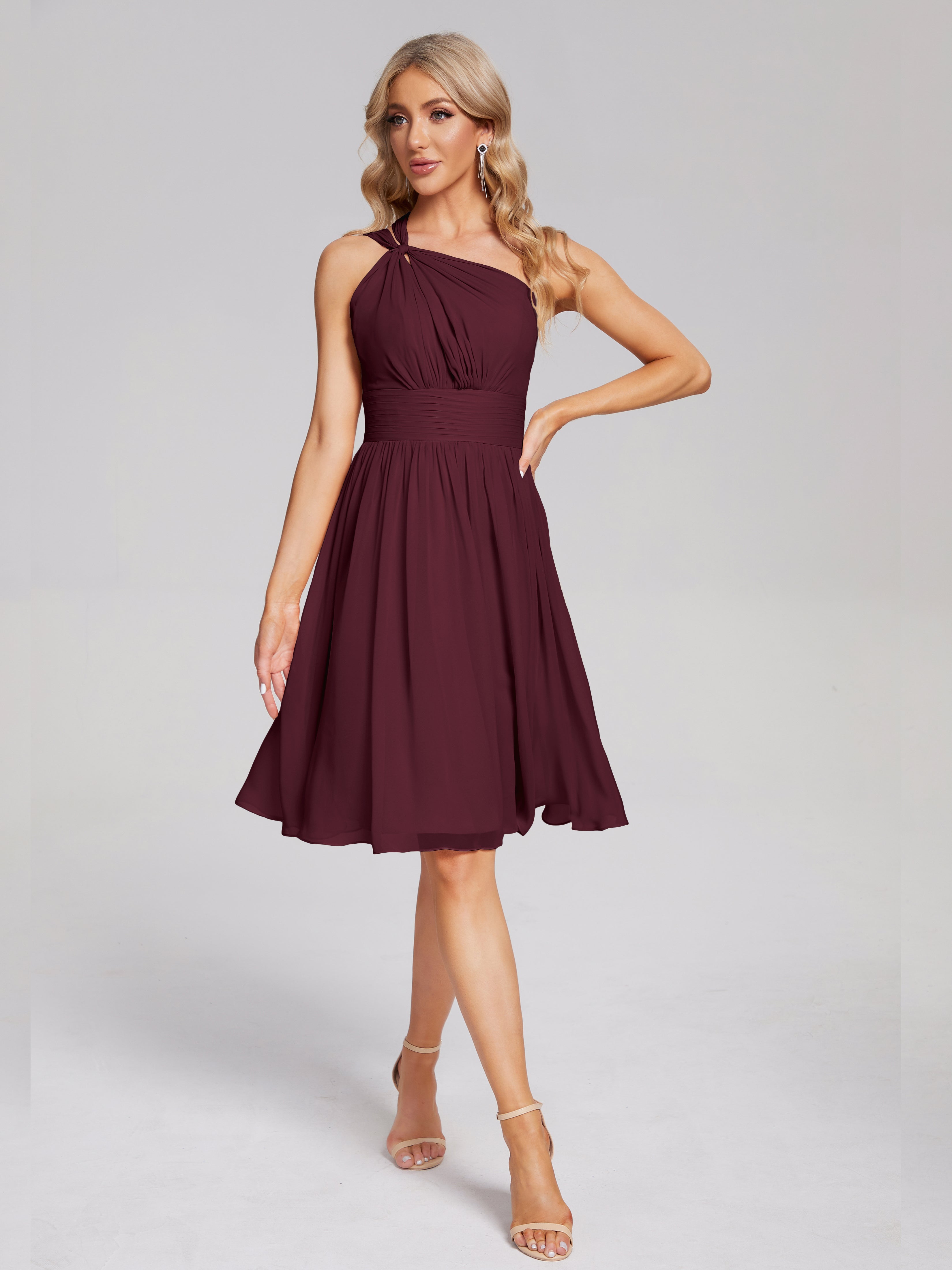 Robes De Demoiselle D'Honneur Cabernet Longueur Genou Seule-Épaule Mousseline Robes Demoiselle D'Honneur