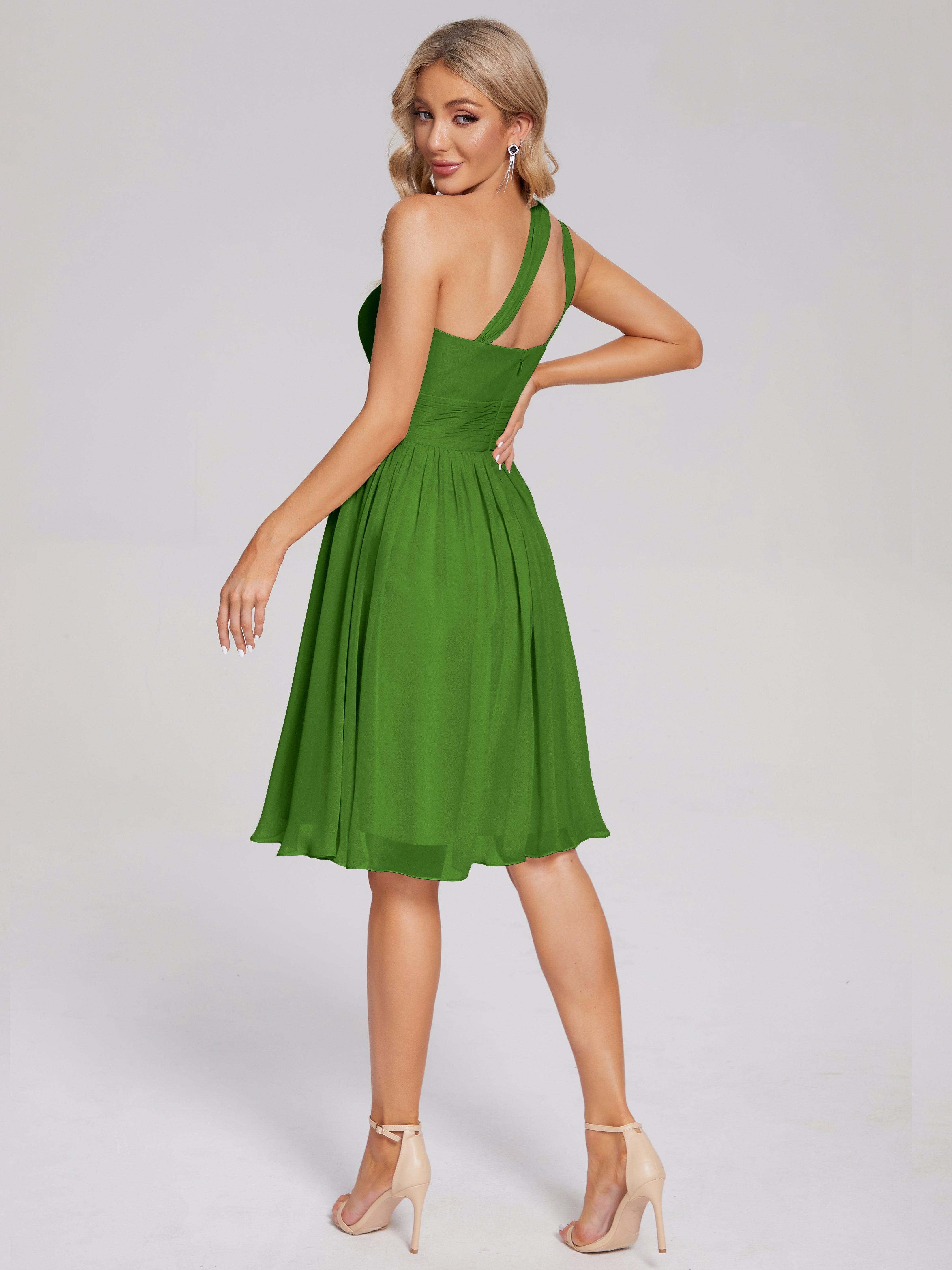 Robes De Demoiselle D'Honneur Vert Mousse Longueur Genou Seule-Épaule Mousseline Robes Demoiselle D'Honneur