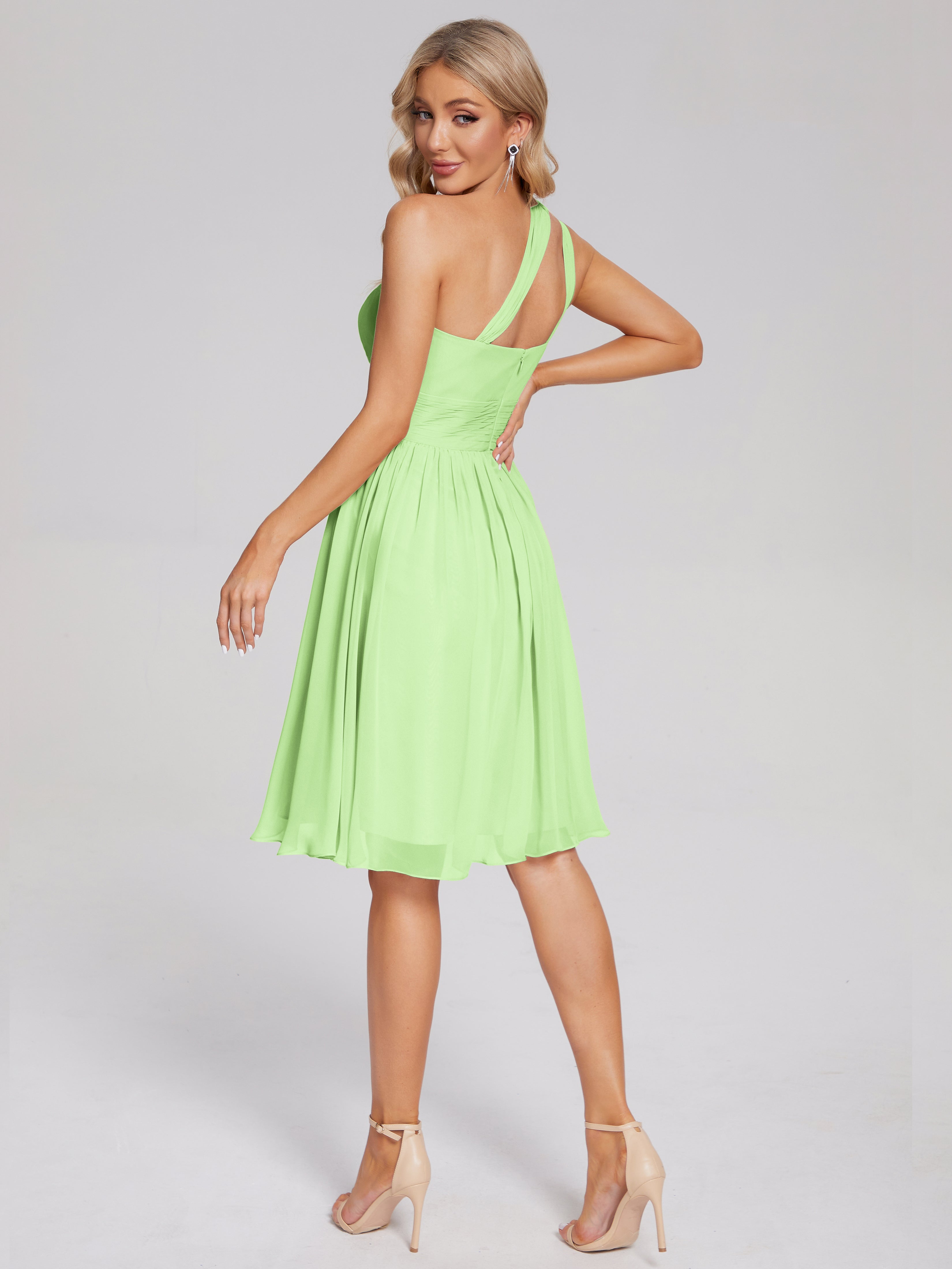 Robe Demoiselle Dhonneur Vert Sauge Longueur Genou Seule-Épaule Mousseline Robes Demoiselle D'Honneur