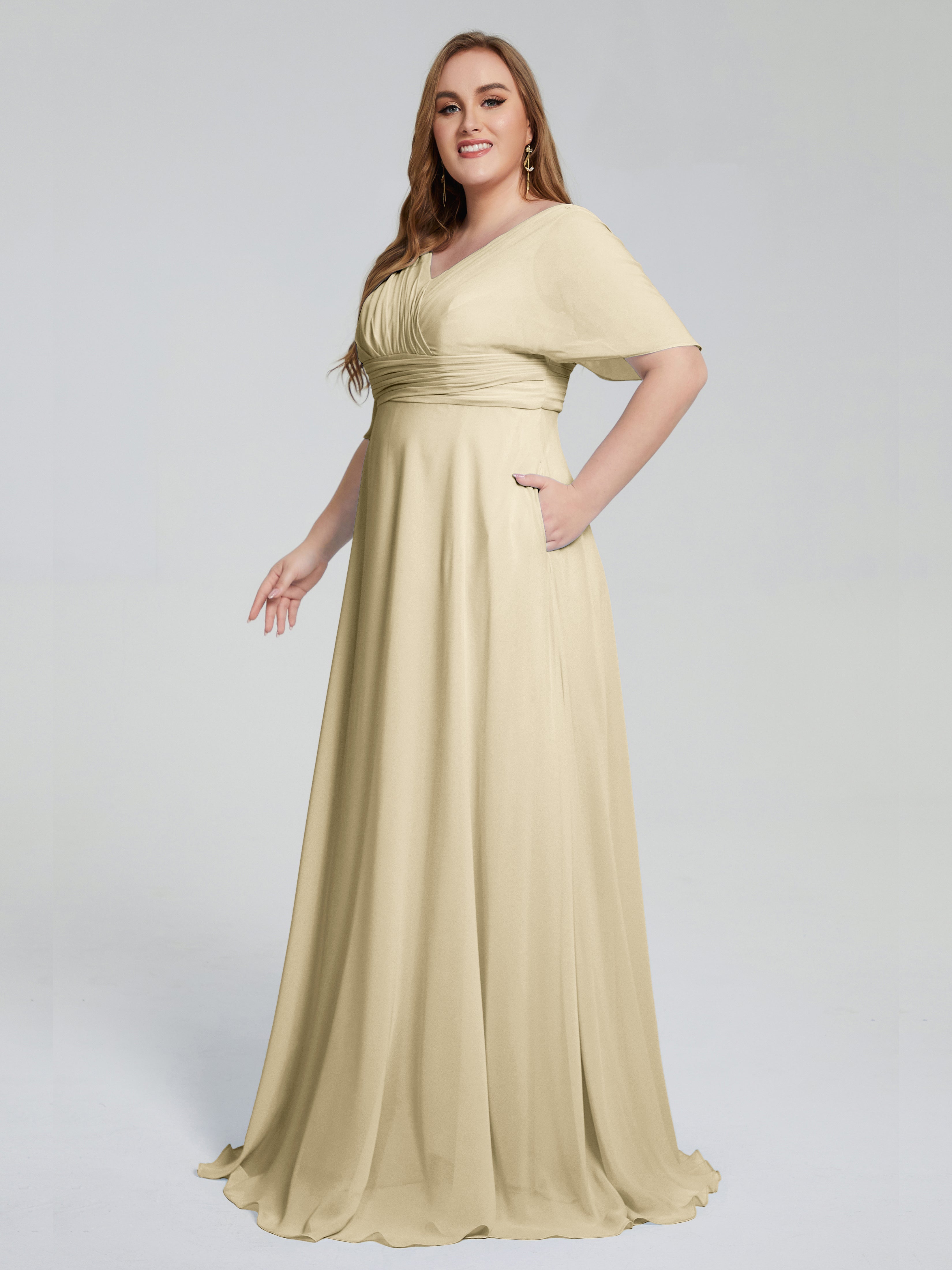 Robes De Demoiselle D'Honneur Champagne Balayage Traîne Manches Courtes Mousseline Robes Demoiselle D'Honneur Grande Taille