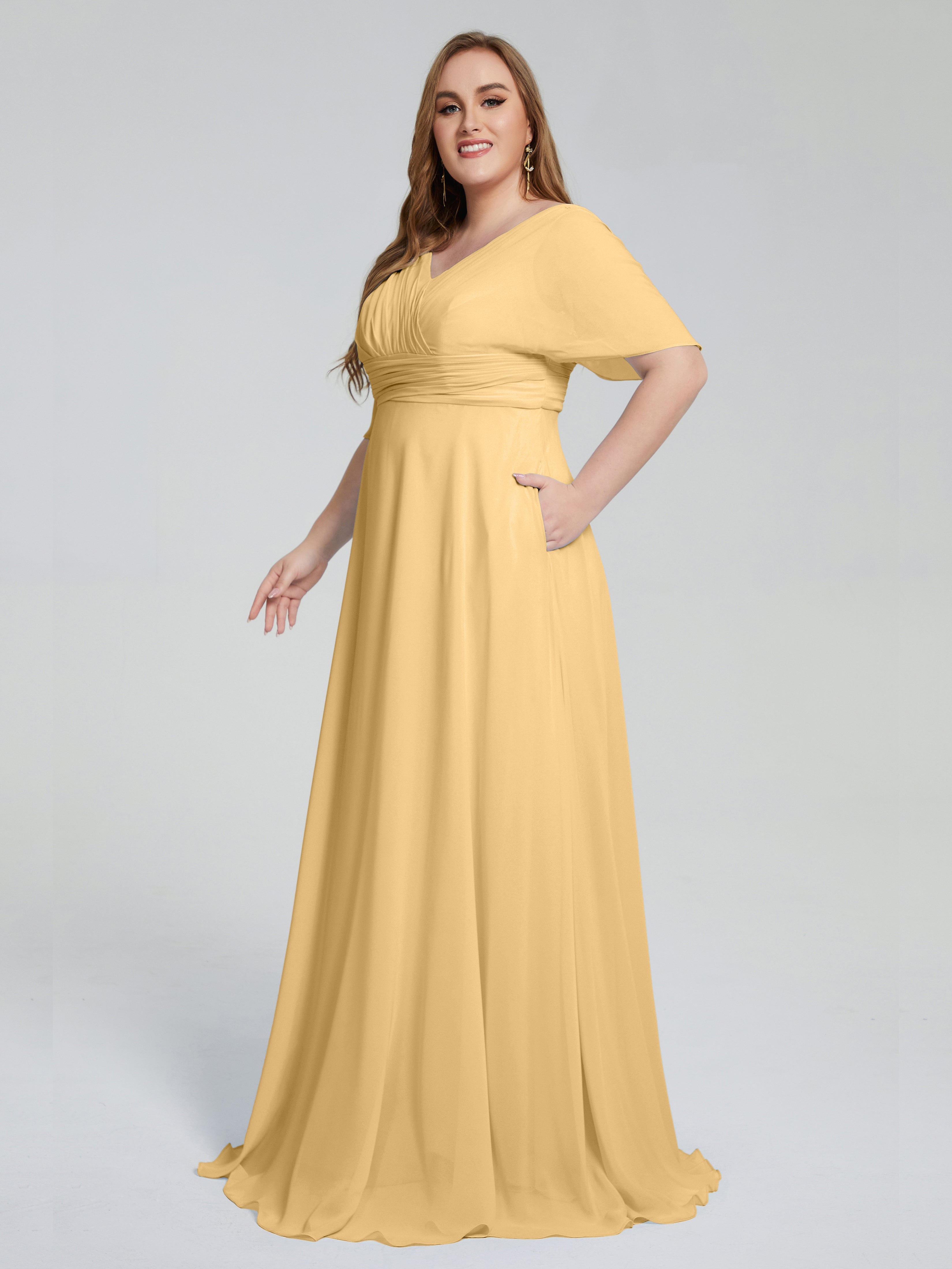 Longues Robes De Demoiselle D'Honneur En Or Balayage Traîne Manches Courtes Mousseline Robes Demoiselle D'Honneur Grande Taille